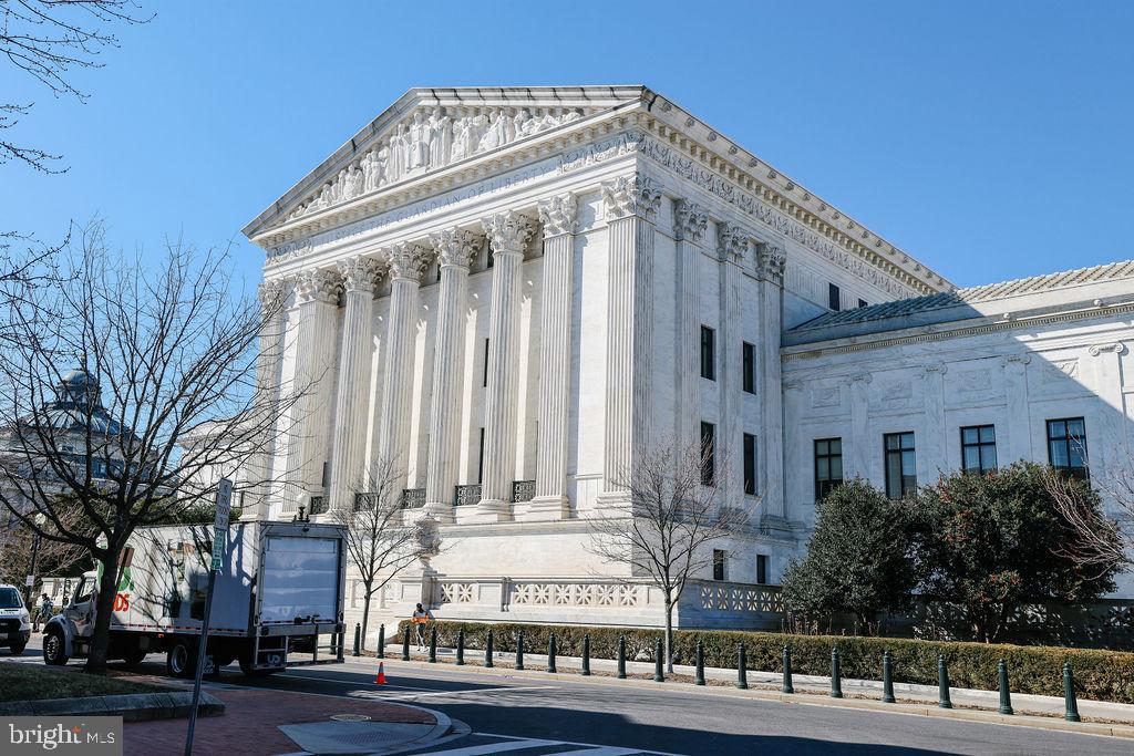 CAPITOL HILL - Residential