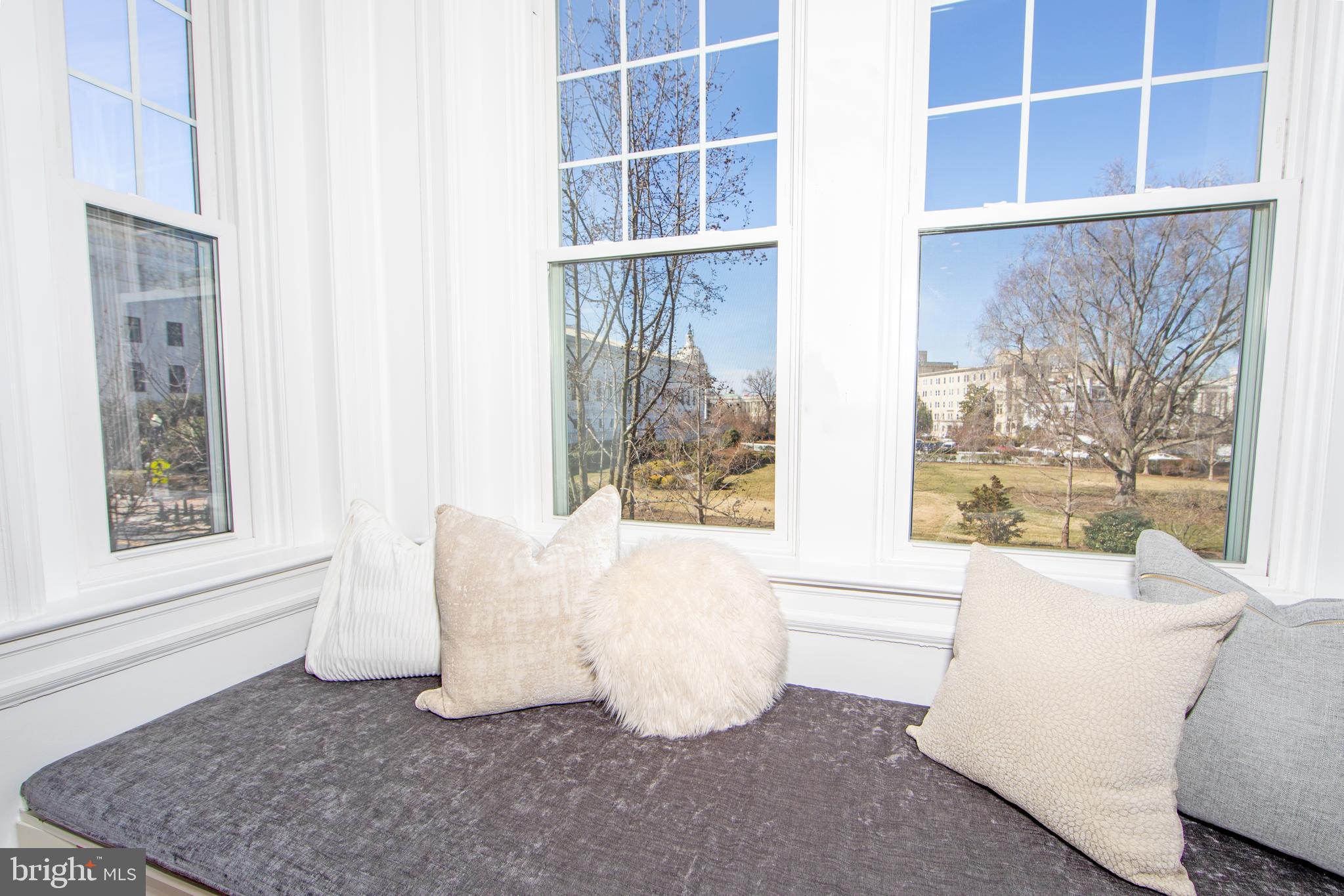 CAPITOL HILL - Residential