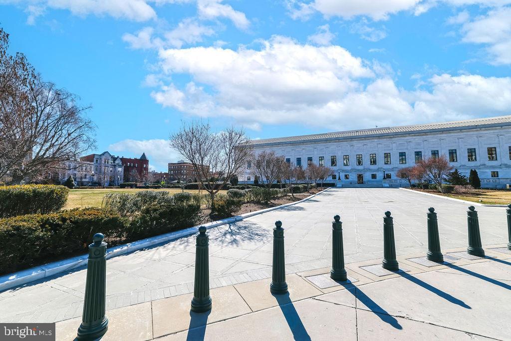 CAPITOL HILL - Residential