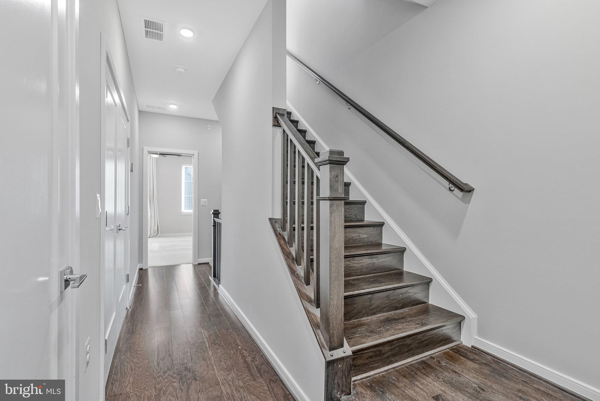 UNION TOWNS - Residential Lease