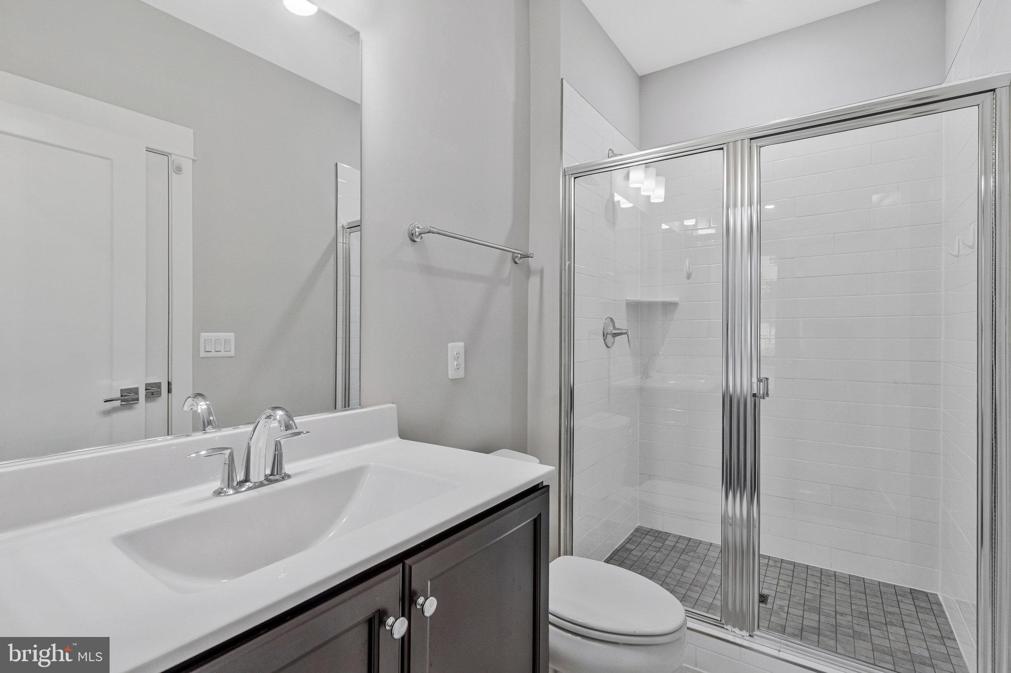 UNION TOWNS - Residential Lease