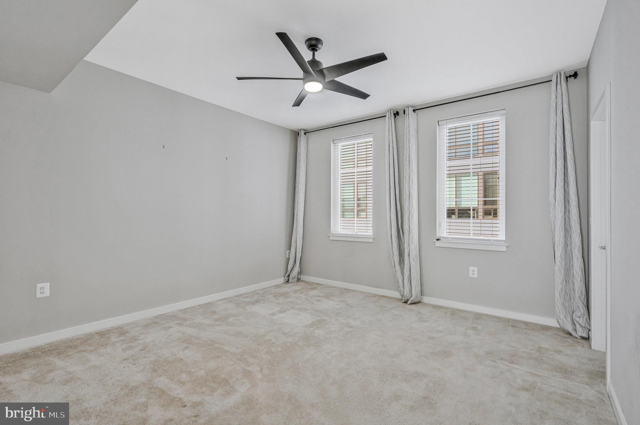 UNION TOWNS - Residential Lease