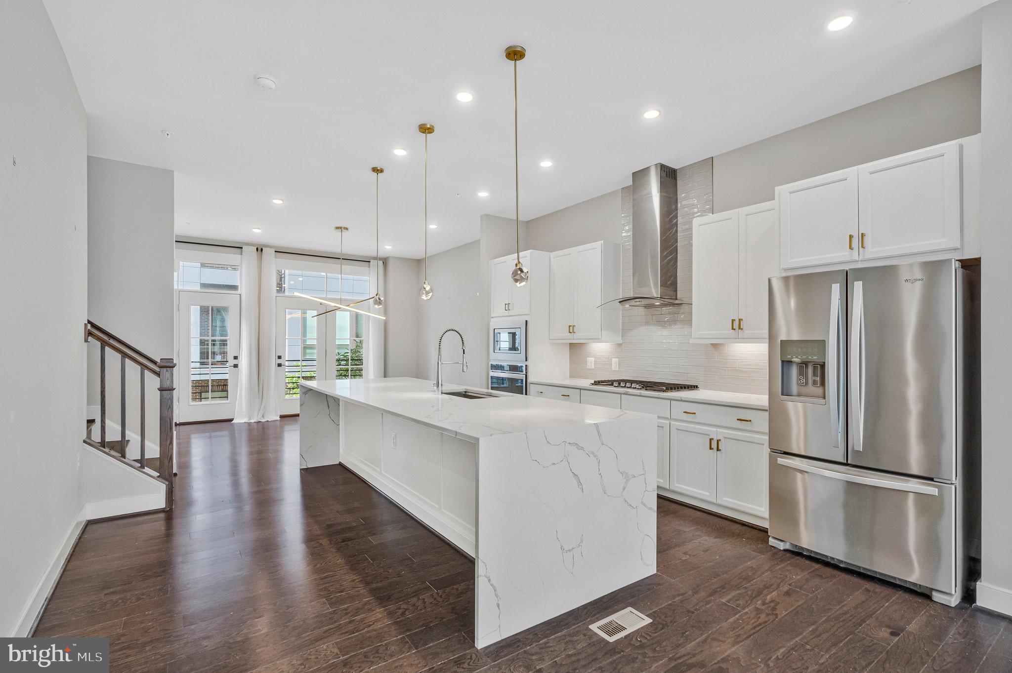 UNION TOWNS - Residential Lease