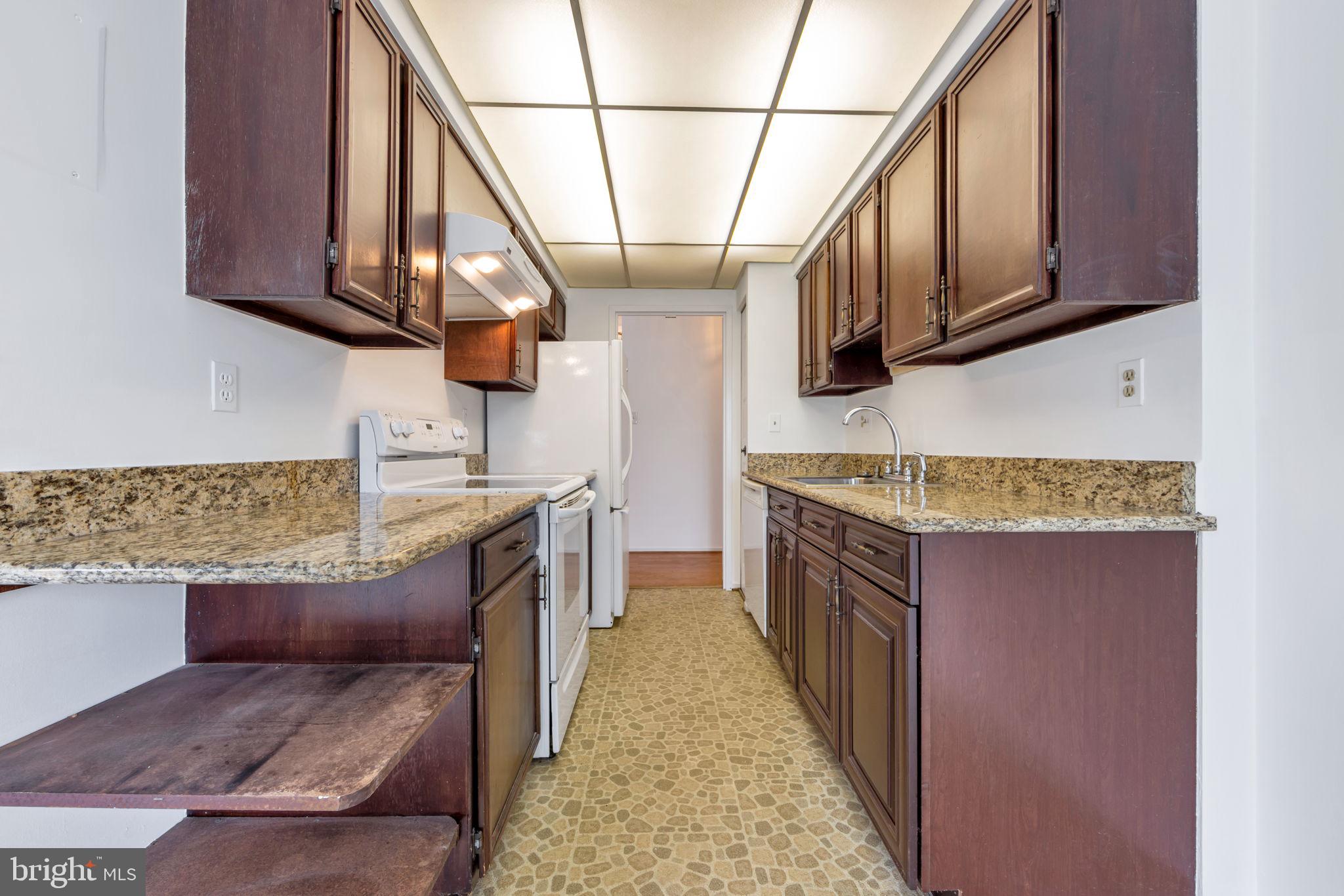 2817 JERMANTOWN ROAD 105