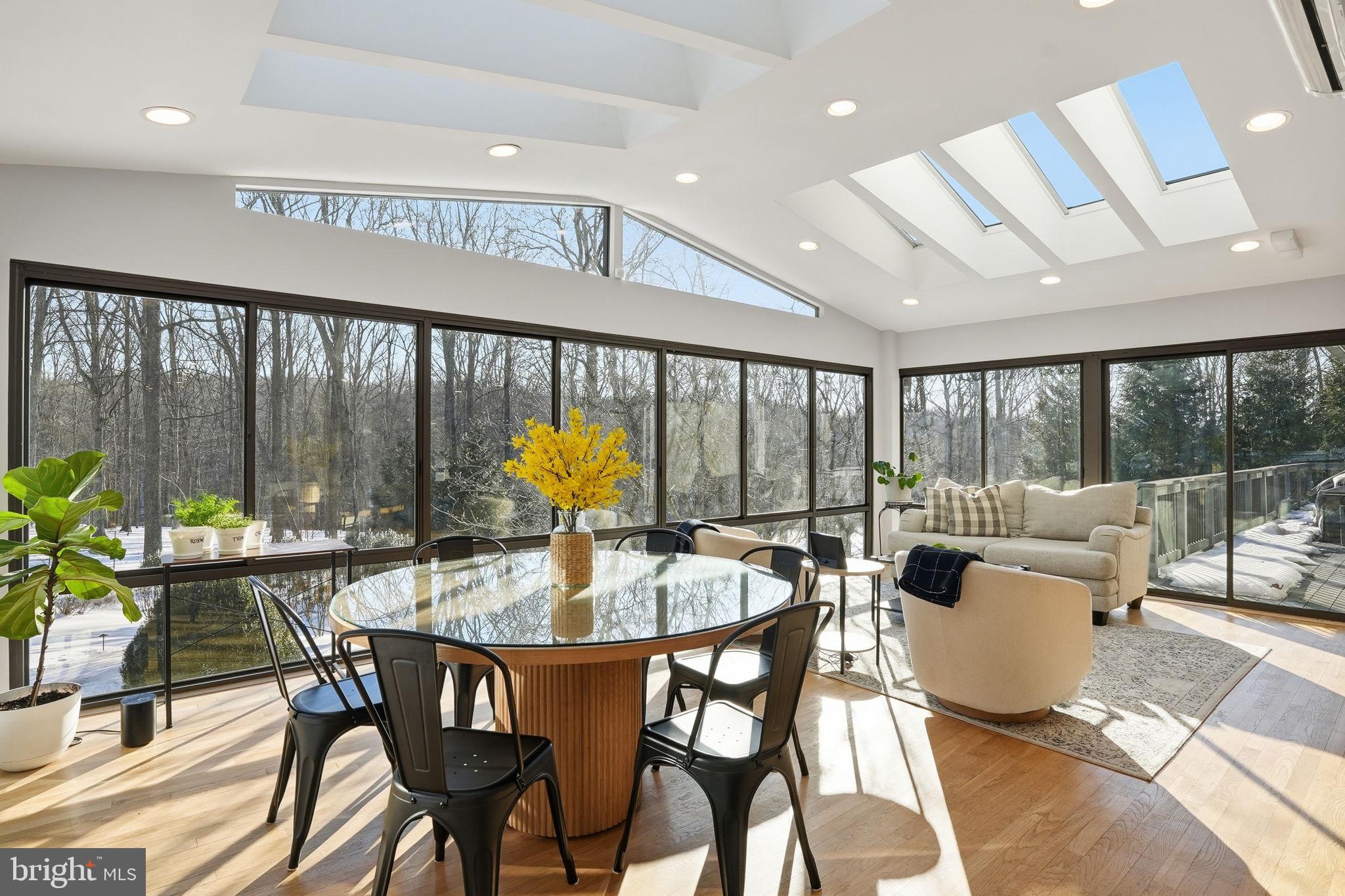 DARNESTOWN OUTSIDE - Residential