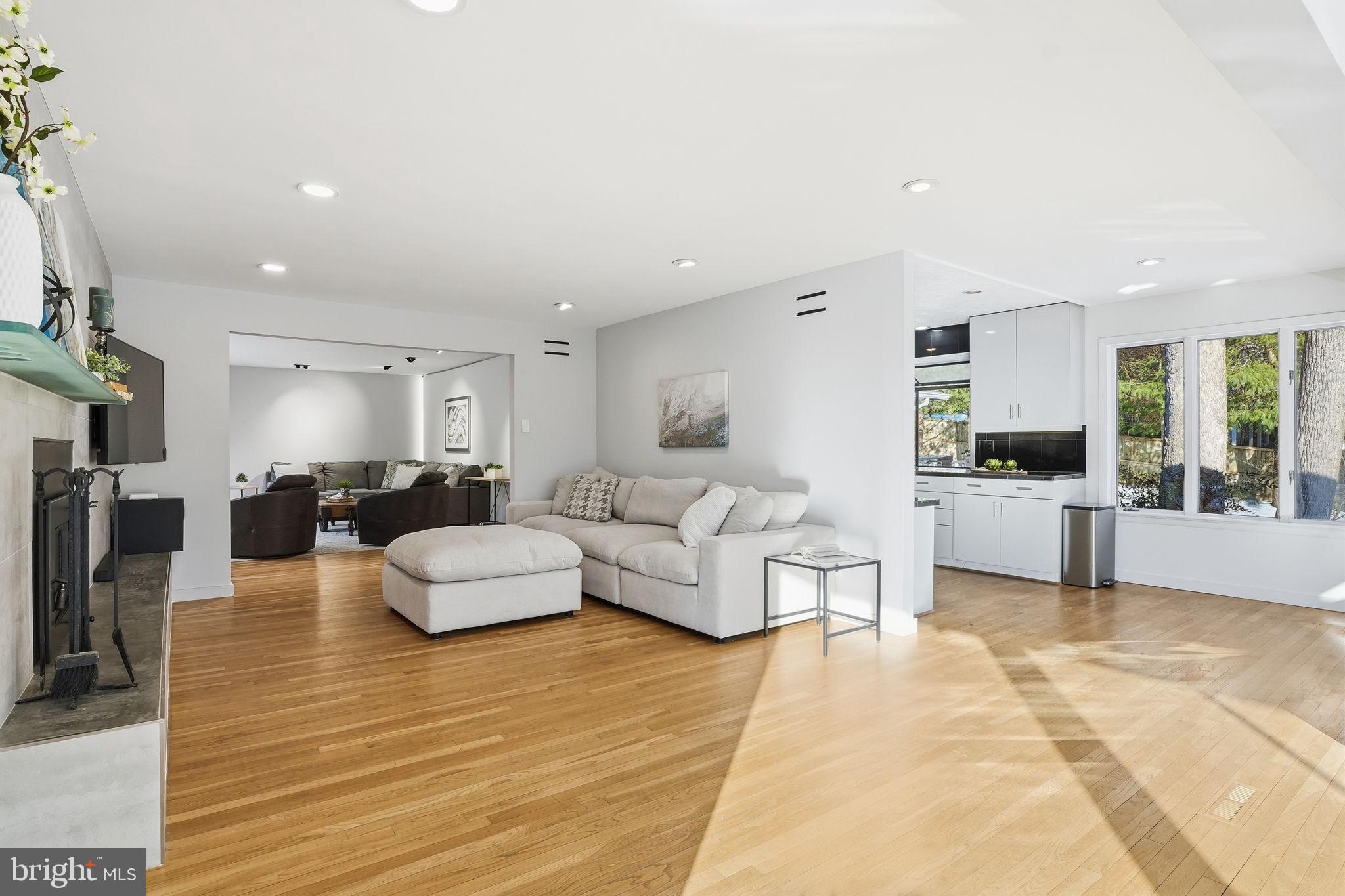 DARNESTOWN OUTSIDE - Residential