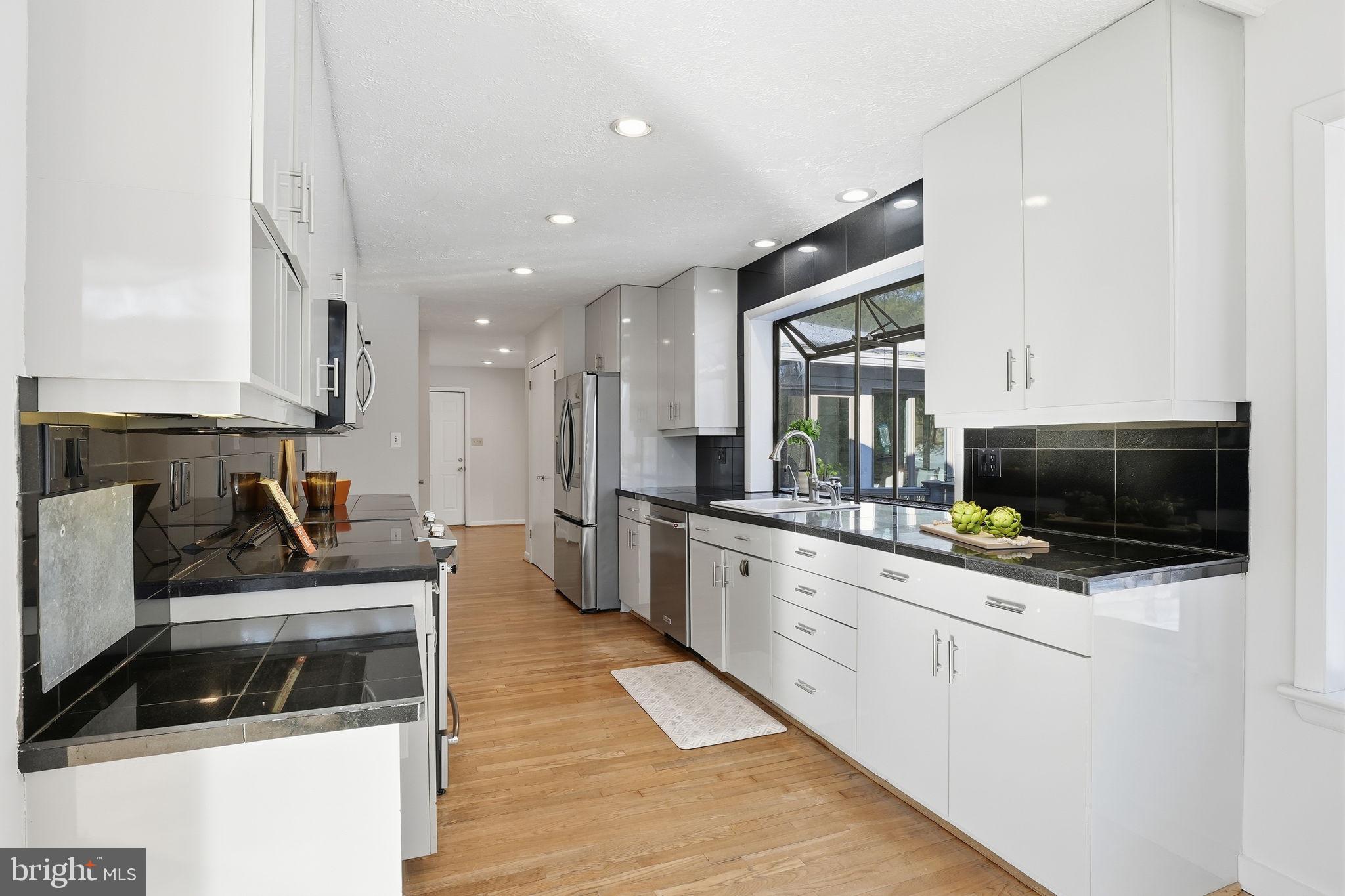 DARNESTOWN OUTSIDE - Residential