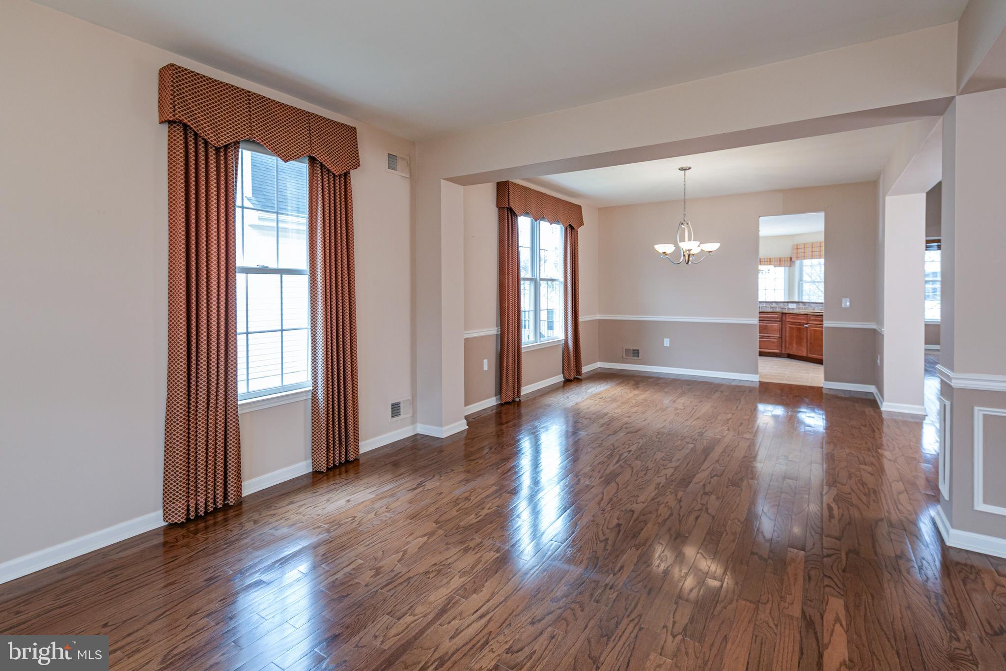 10 INDEPENDENCE COURT