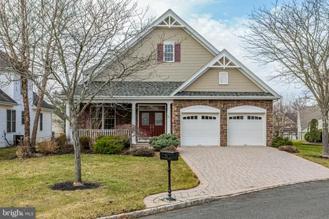 10 Independence Court, Somerset, NJ MLS: NJSO2005360