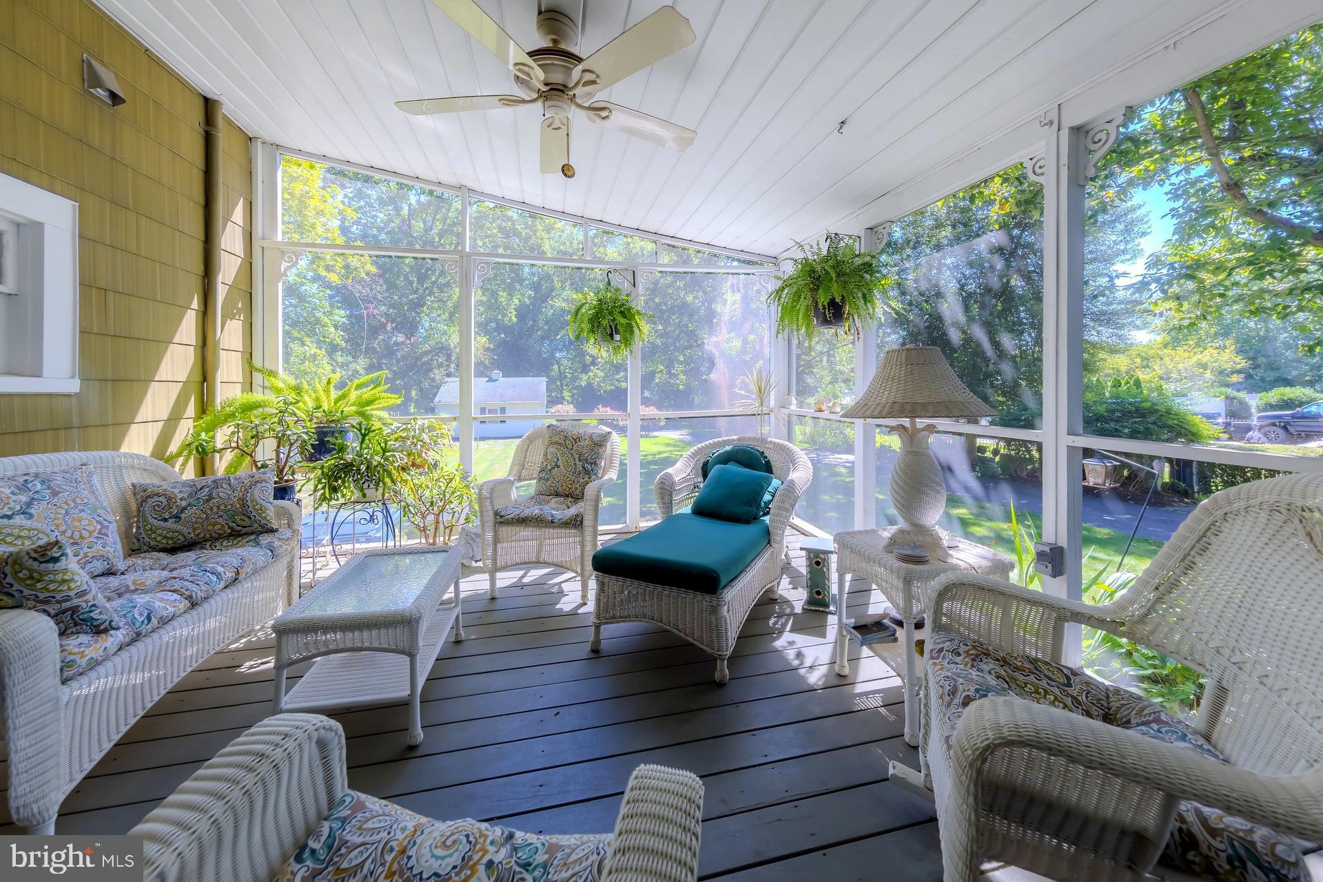 ANTIQUE ROW - Residential