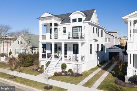 13 N VENDOME AVENUE MARGATE CITY NJ 08402
