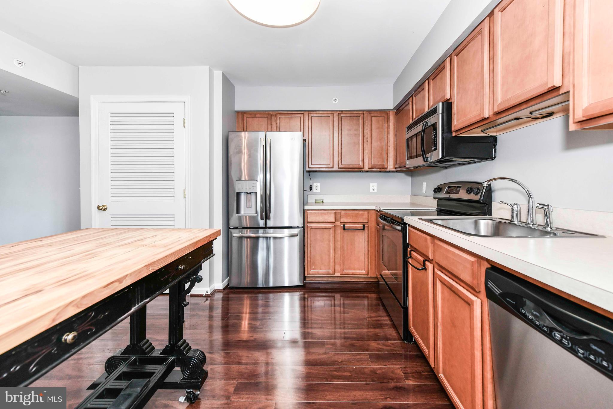 PERRY HALL - Residential Lease