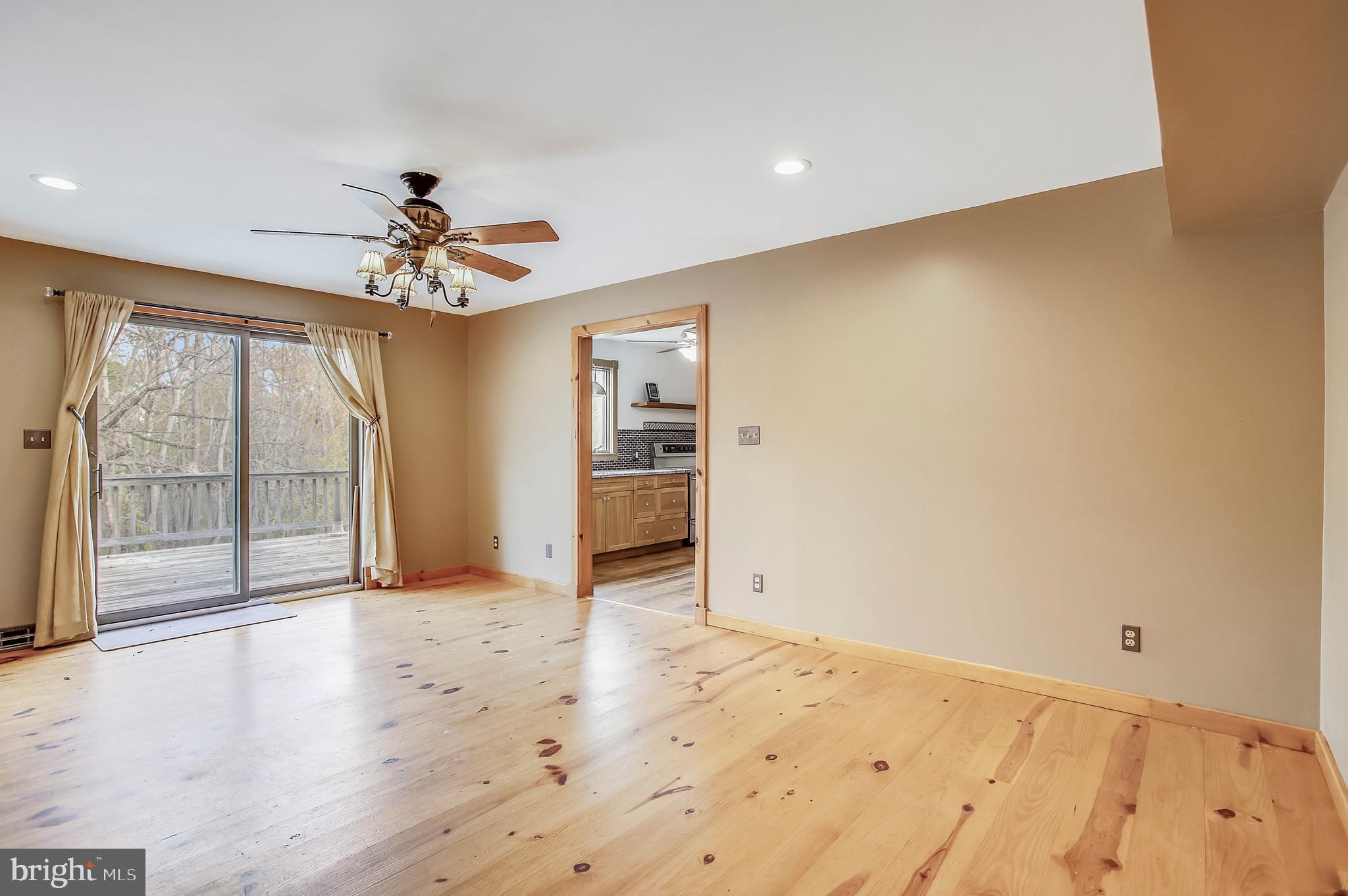 FORESTON RIDGE - Residential