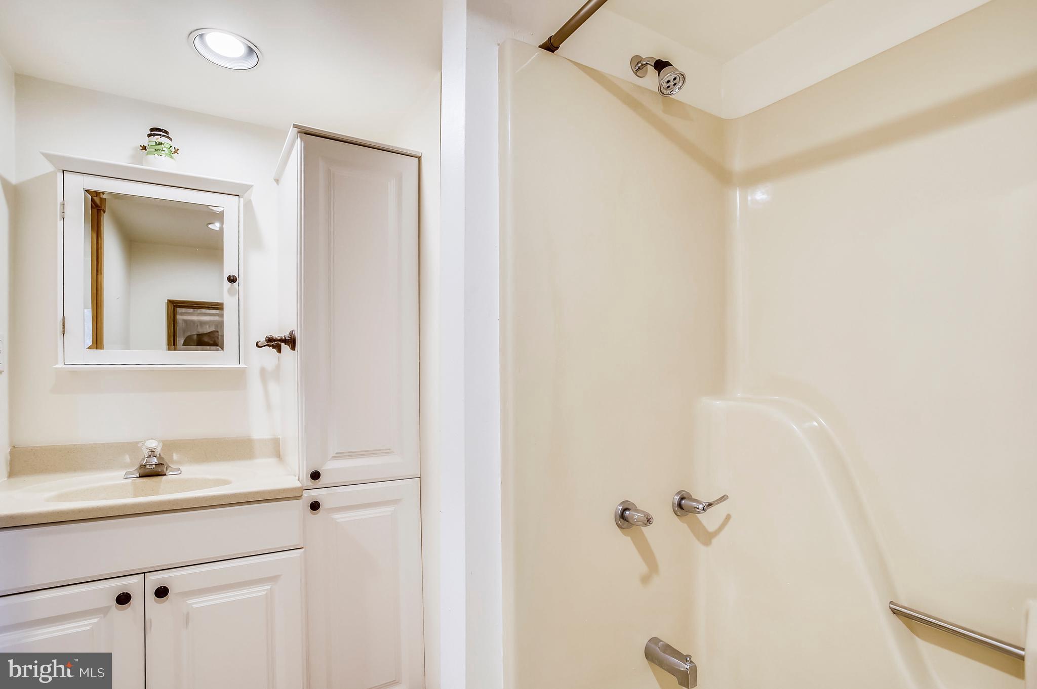 FORESTON RIDGE - Residential