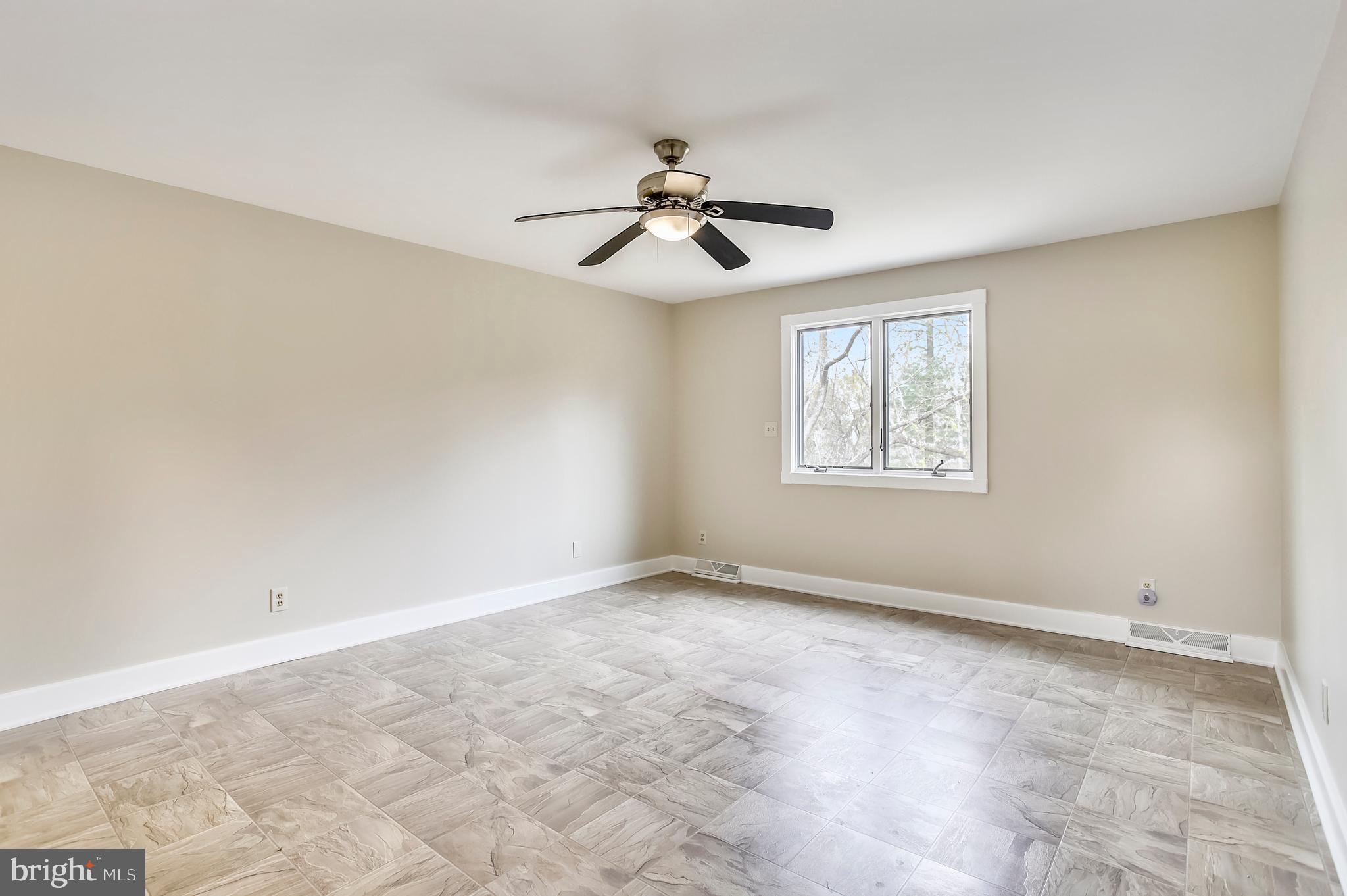 FORESTON RIDGE - Residential