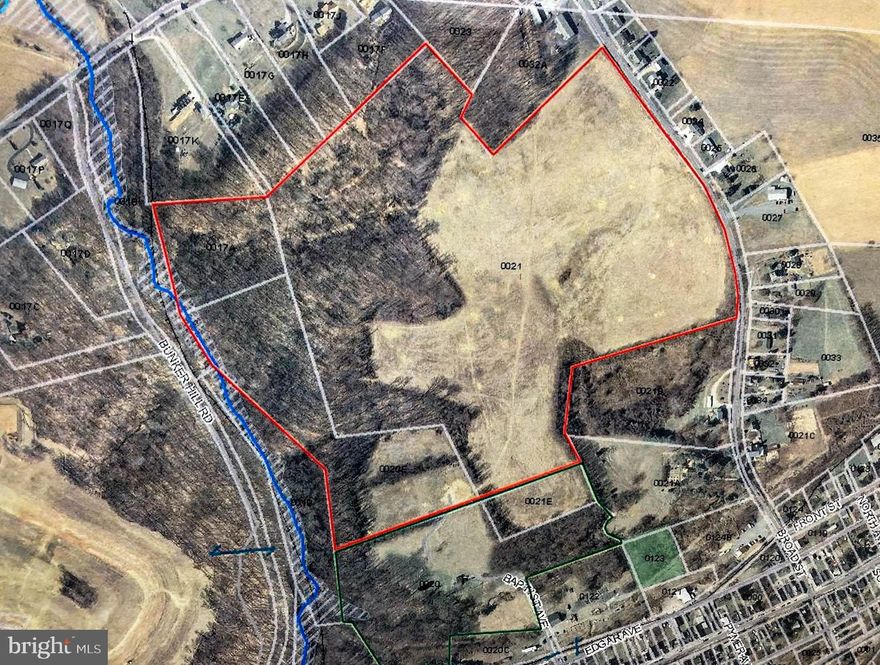 ALMOST 1,400' EXISTING ROAD FRONTAGE.  PREVIOUS PRELIMINARY DEVELOPMENT PLAN AVAILABLE FOR THIS PROJECT KNOWN AS "GRANDE VIEW" DEVELOPMENT TO GIVE SOME IDEA OF THE POSSIBLE SUBDIVISION POTENTIAL OF THIS PROPERTY.  LOCATED JUST NORTH OF HARFORD COUNTY MARYLAND IN SOUTHERN YORK COUNTY PENNSYLVANIA, AND JUST WEST OF THE SUSQUEHANNA RIVER.