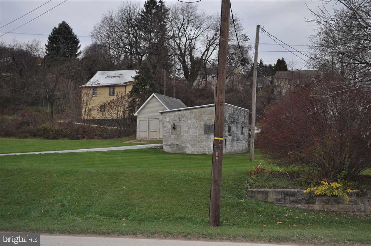 RICHLAND AVENUE - Residential