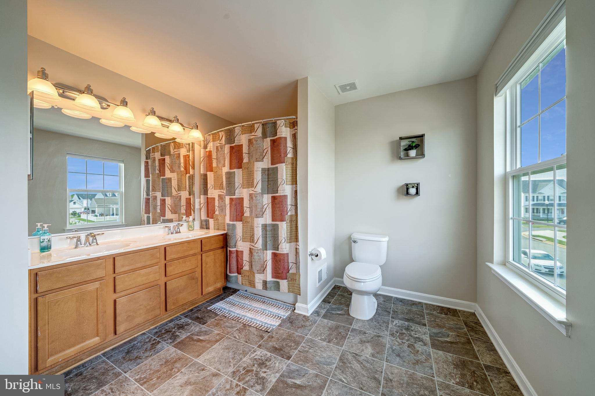 HUNTFIELD - Residential