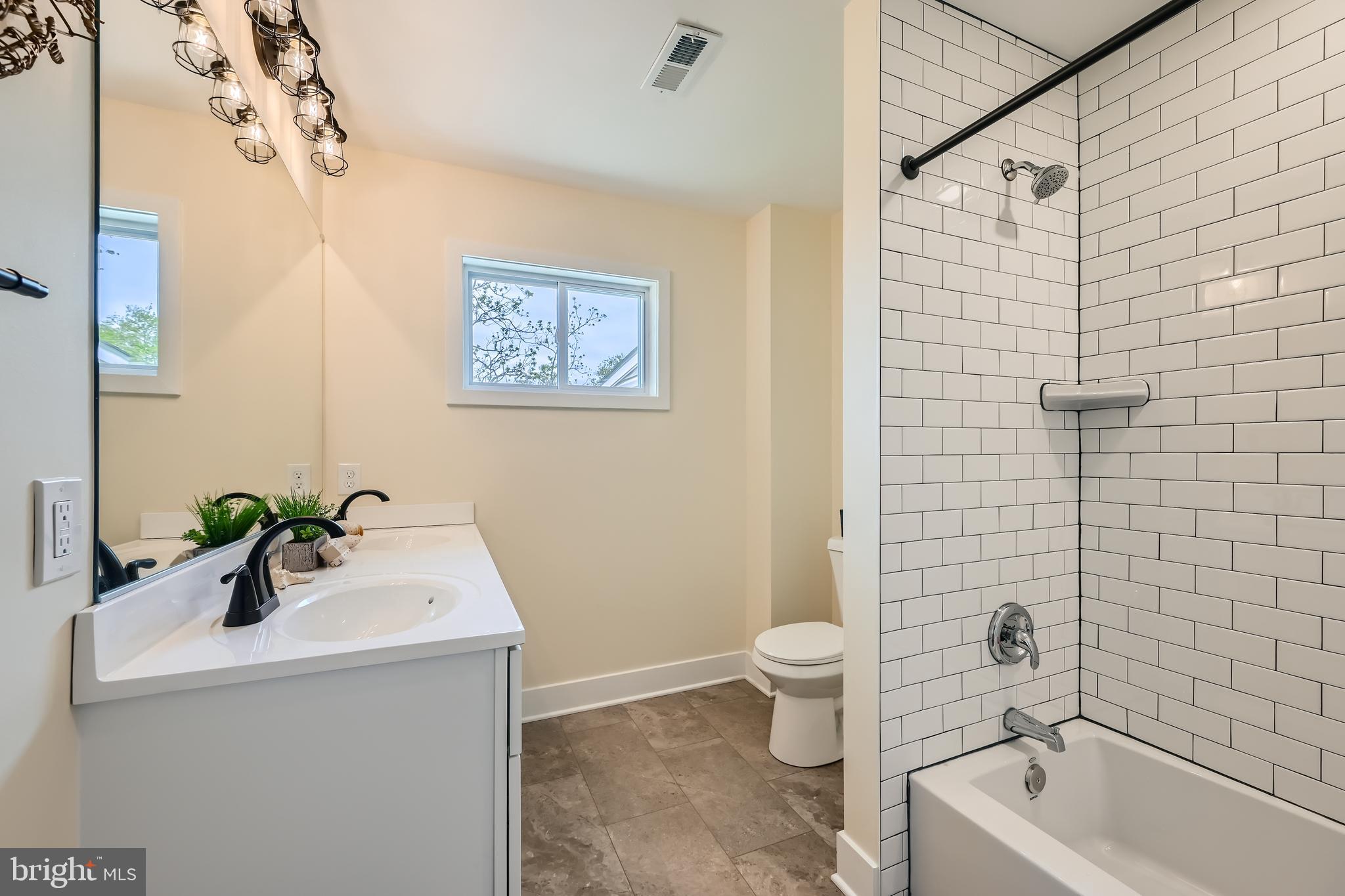 HAREWOOD PARK - Residential