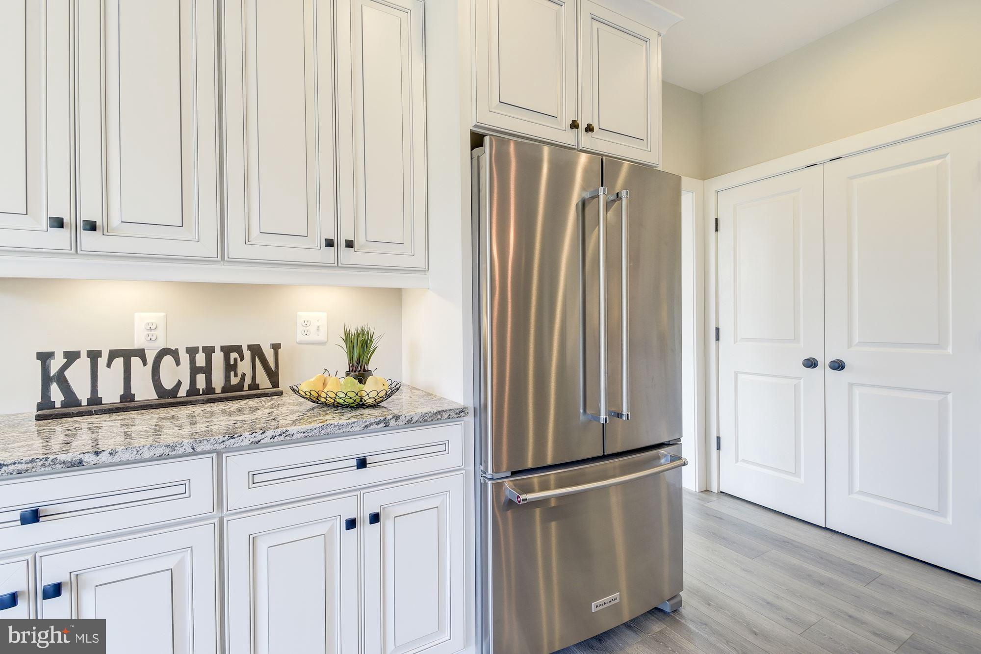 OAKDALE WOODS - Residential