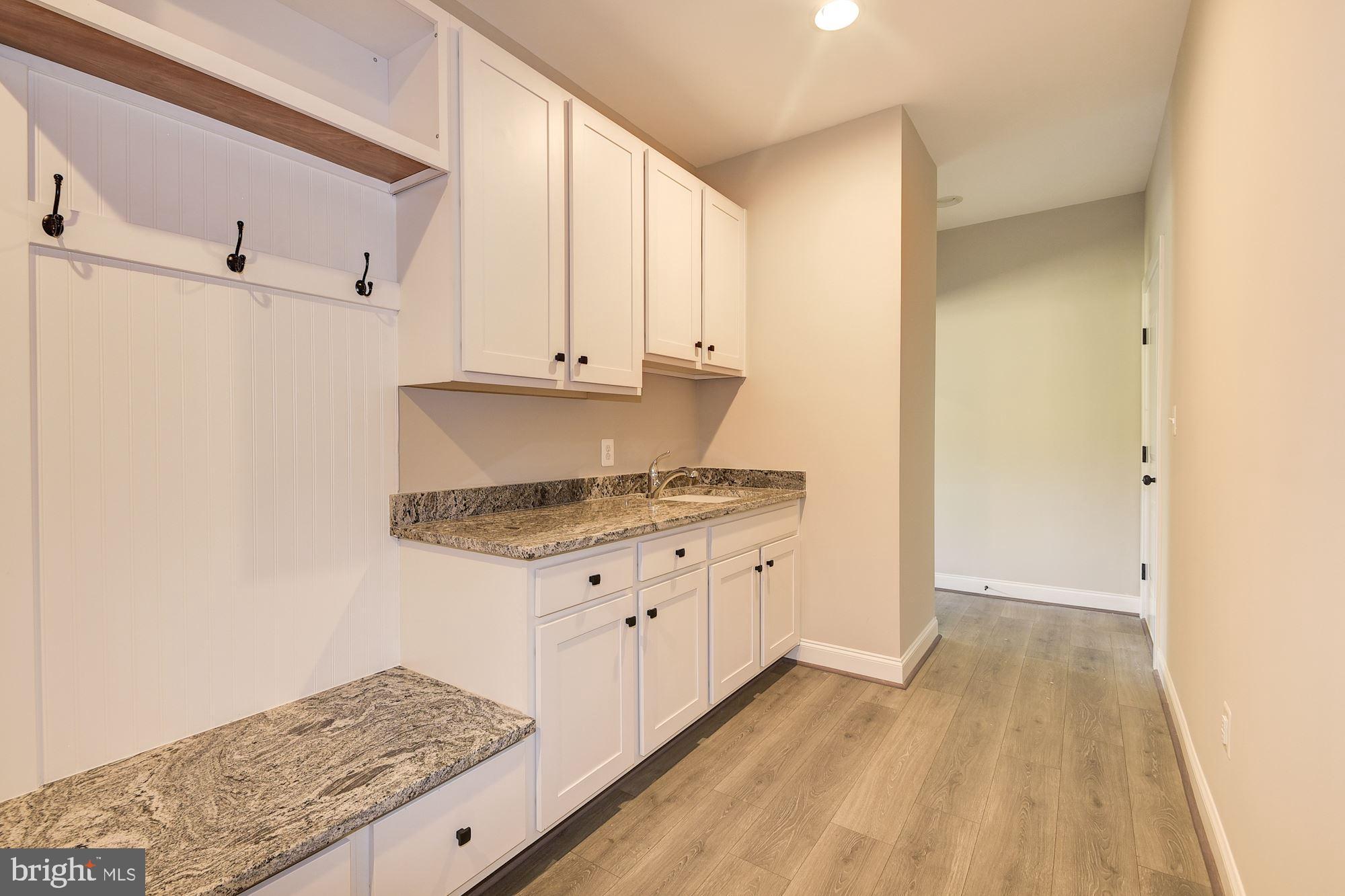 OAKDALE WOODS - Residential