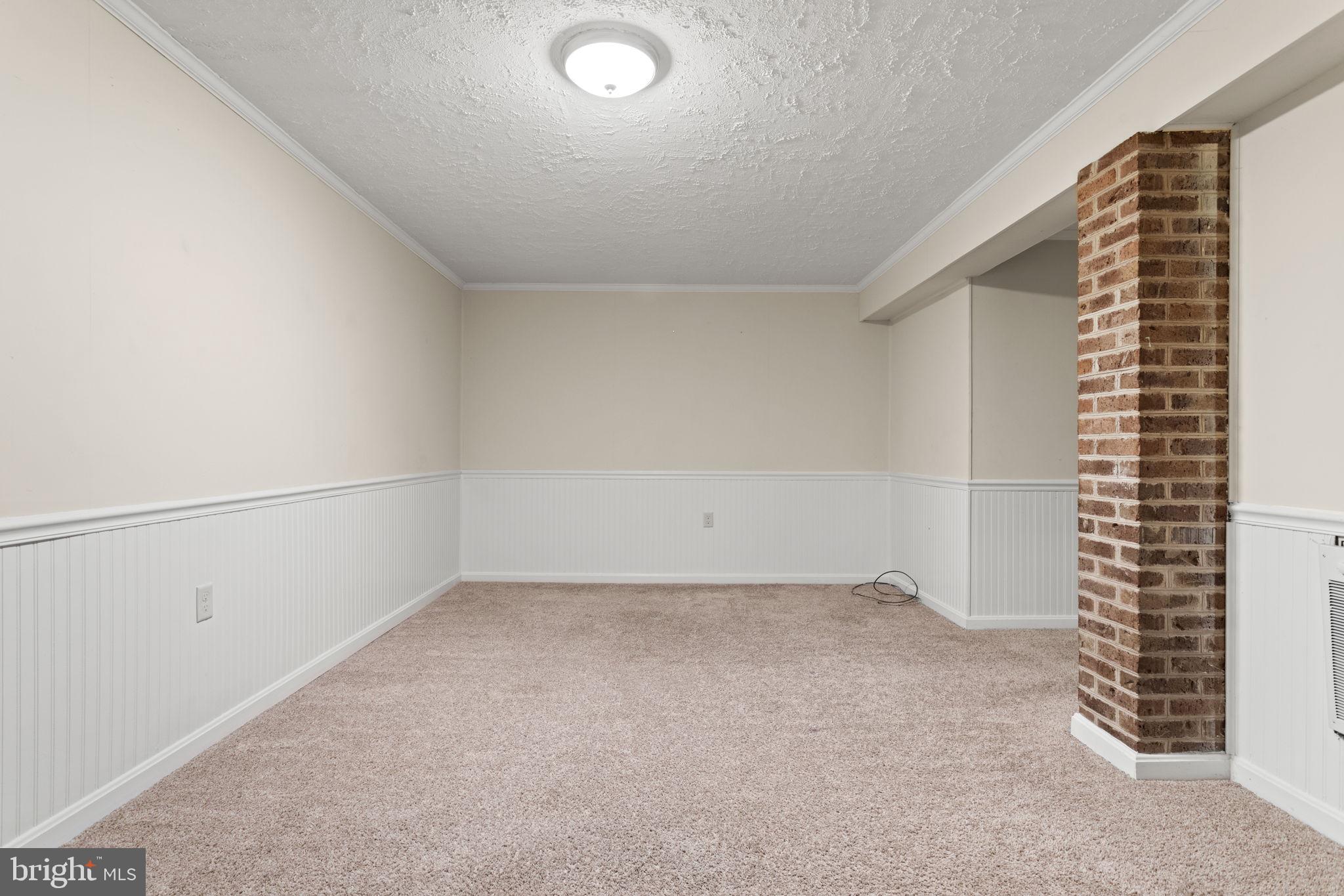 AMBER MEADOWS - Residential