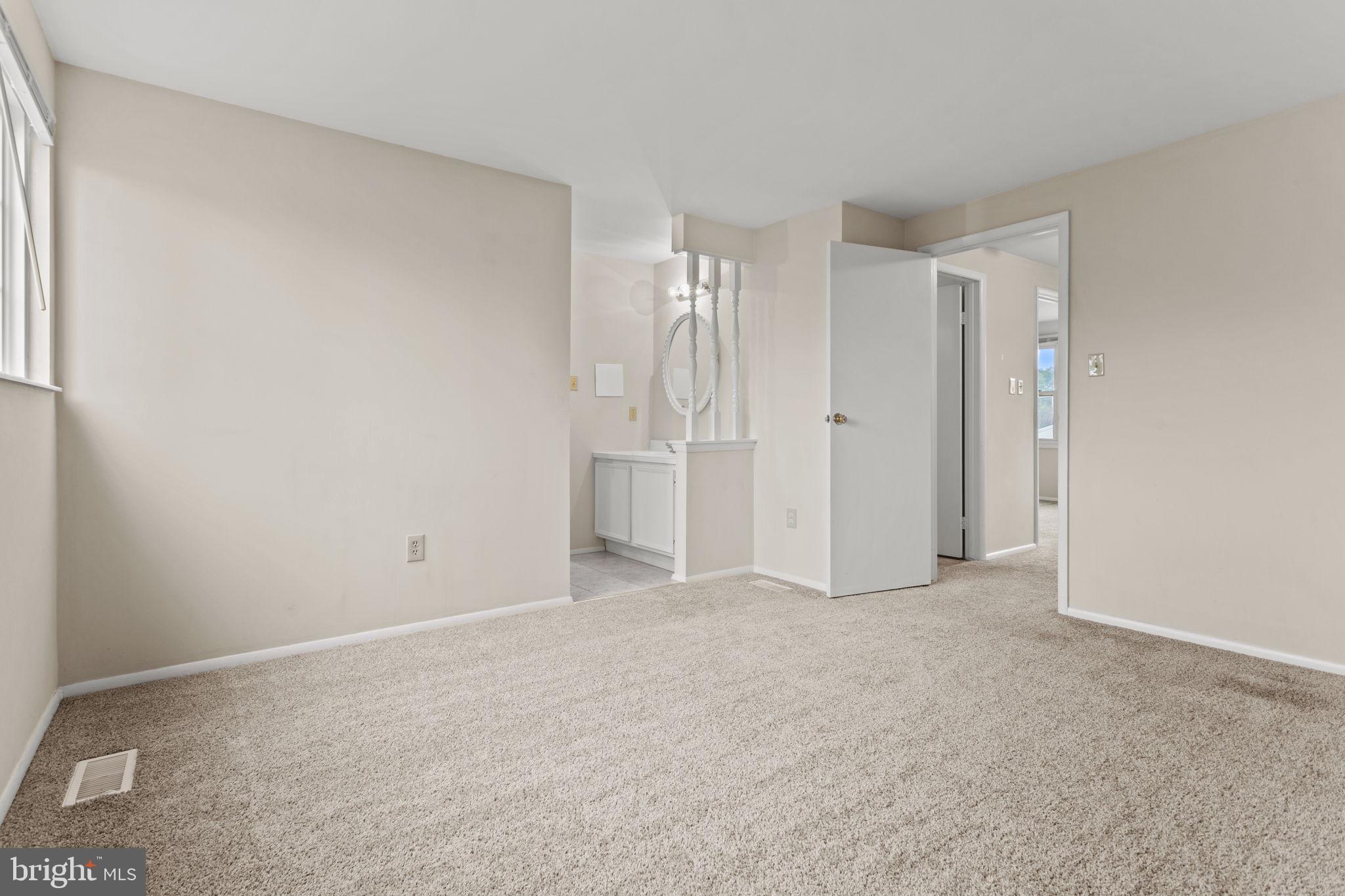 AMBER MEADOWS - Residential