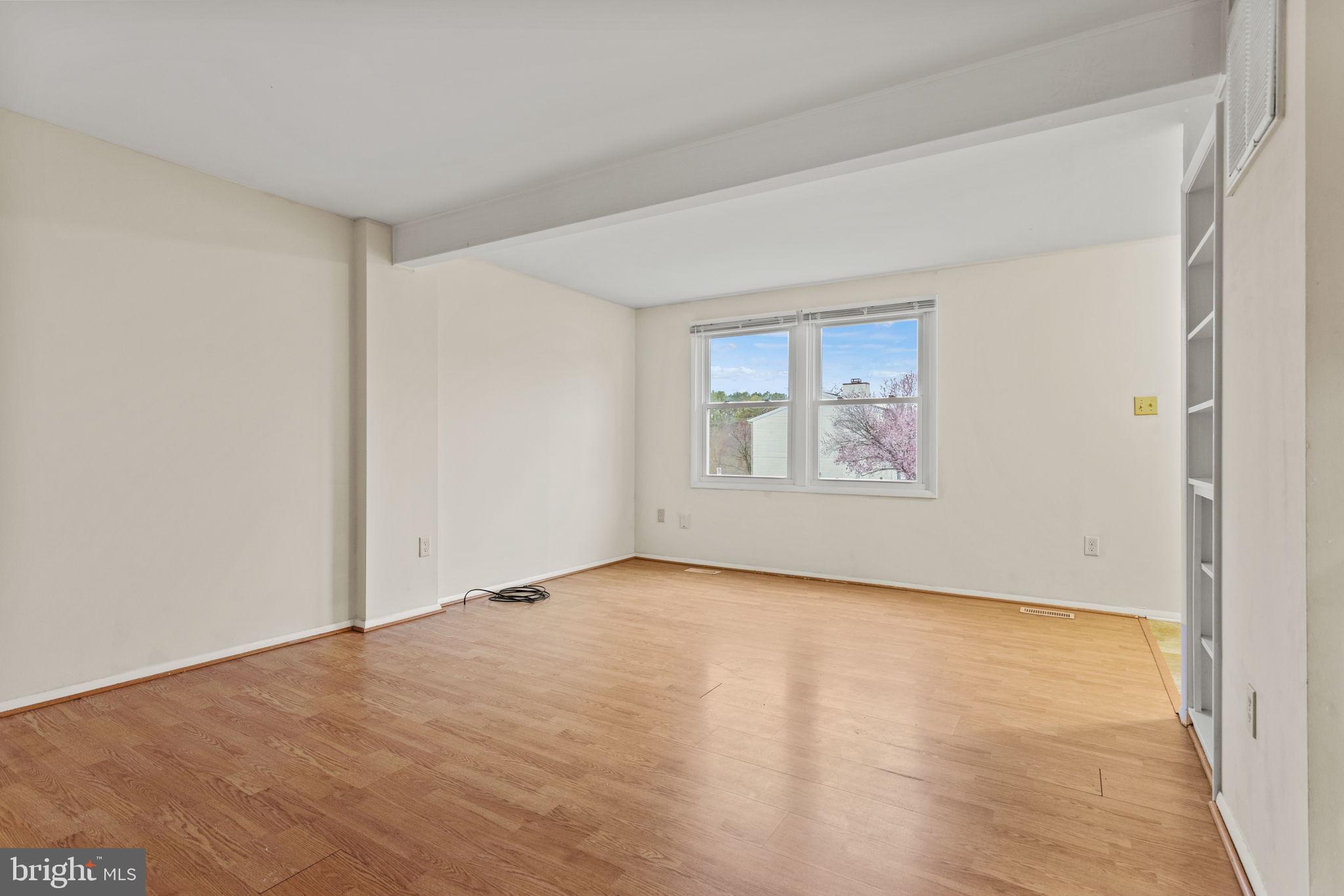 AMBER MEADOWS - Residential