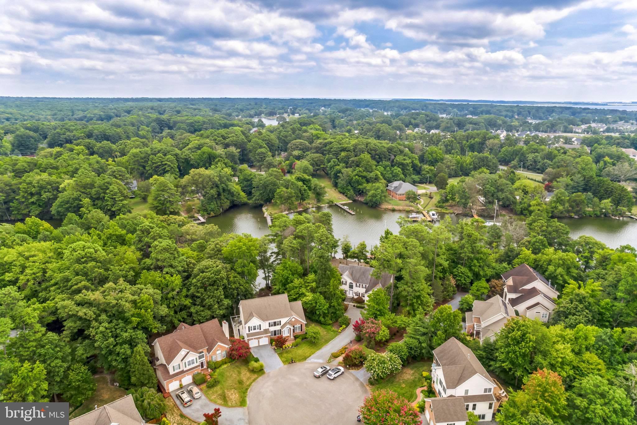 HARBOR POINT - Residential