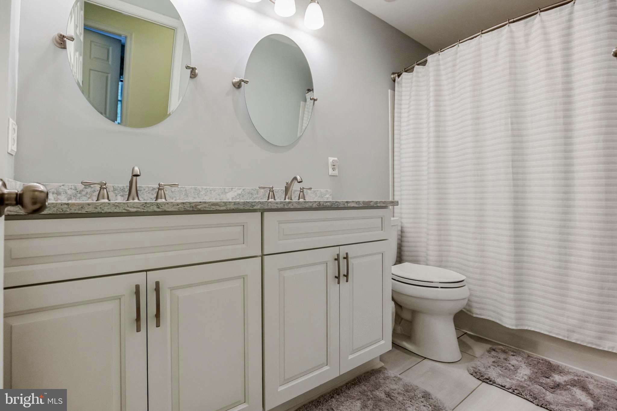 HARBOR POINT - Residential