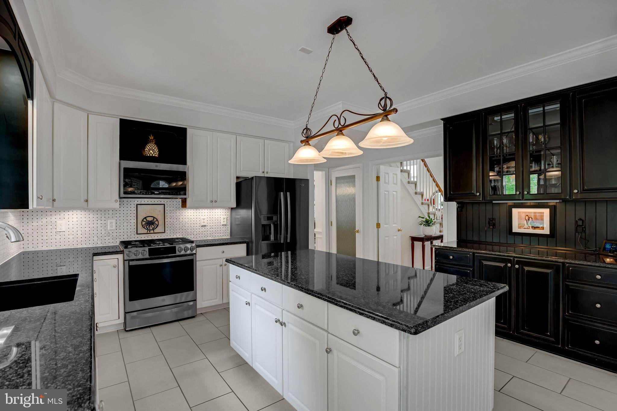 HARBOR POINT - Residential