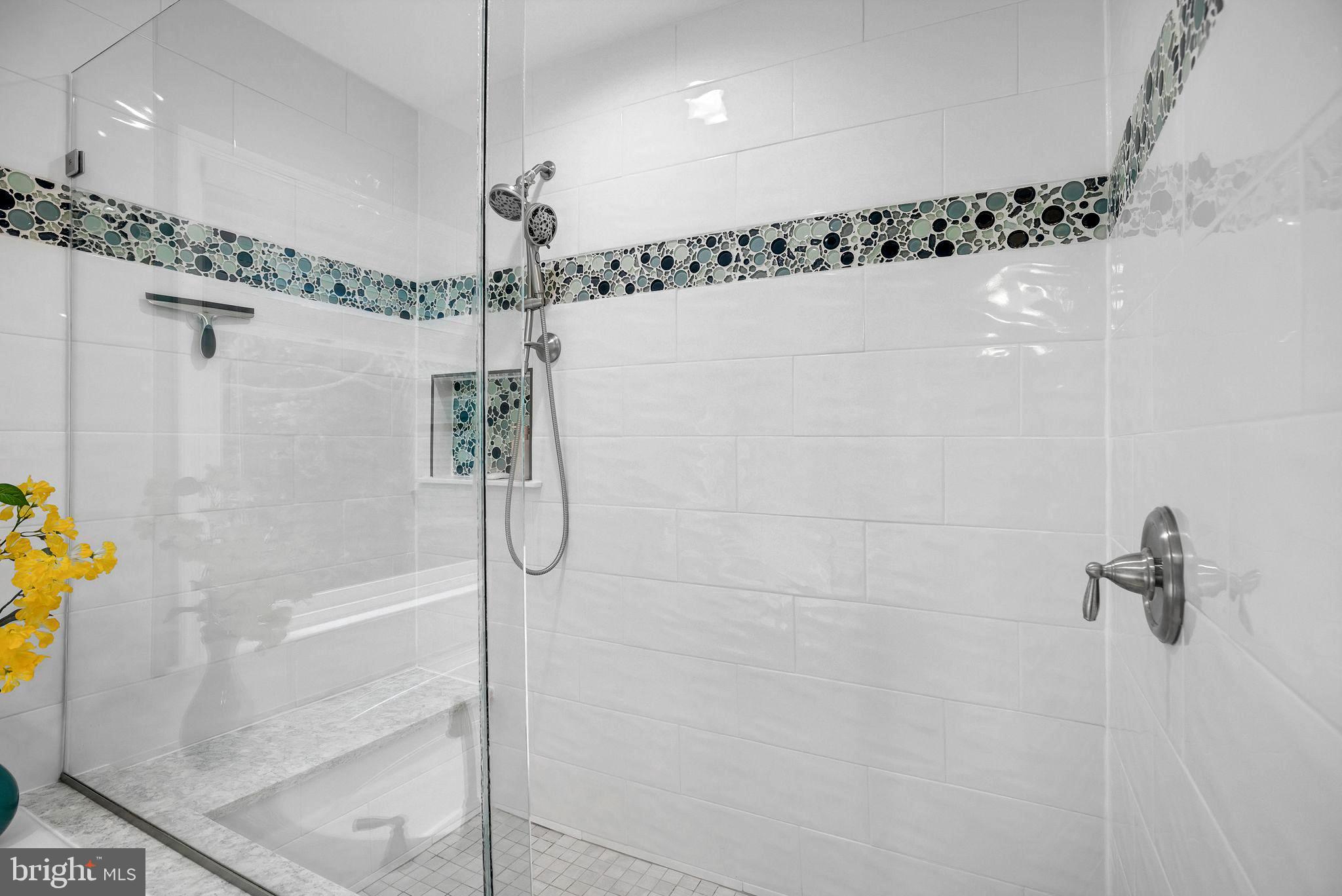 HARBOR POINT - Residential