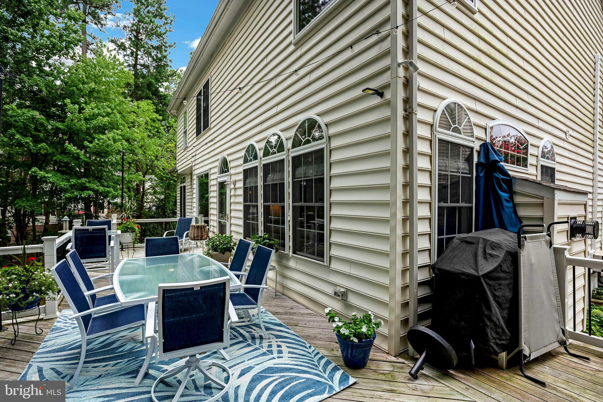 HARBOR POINT - Residential