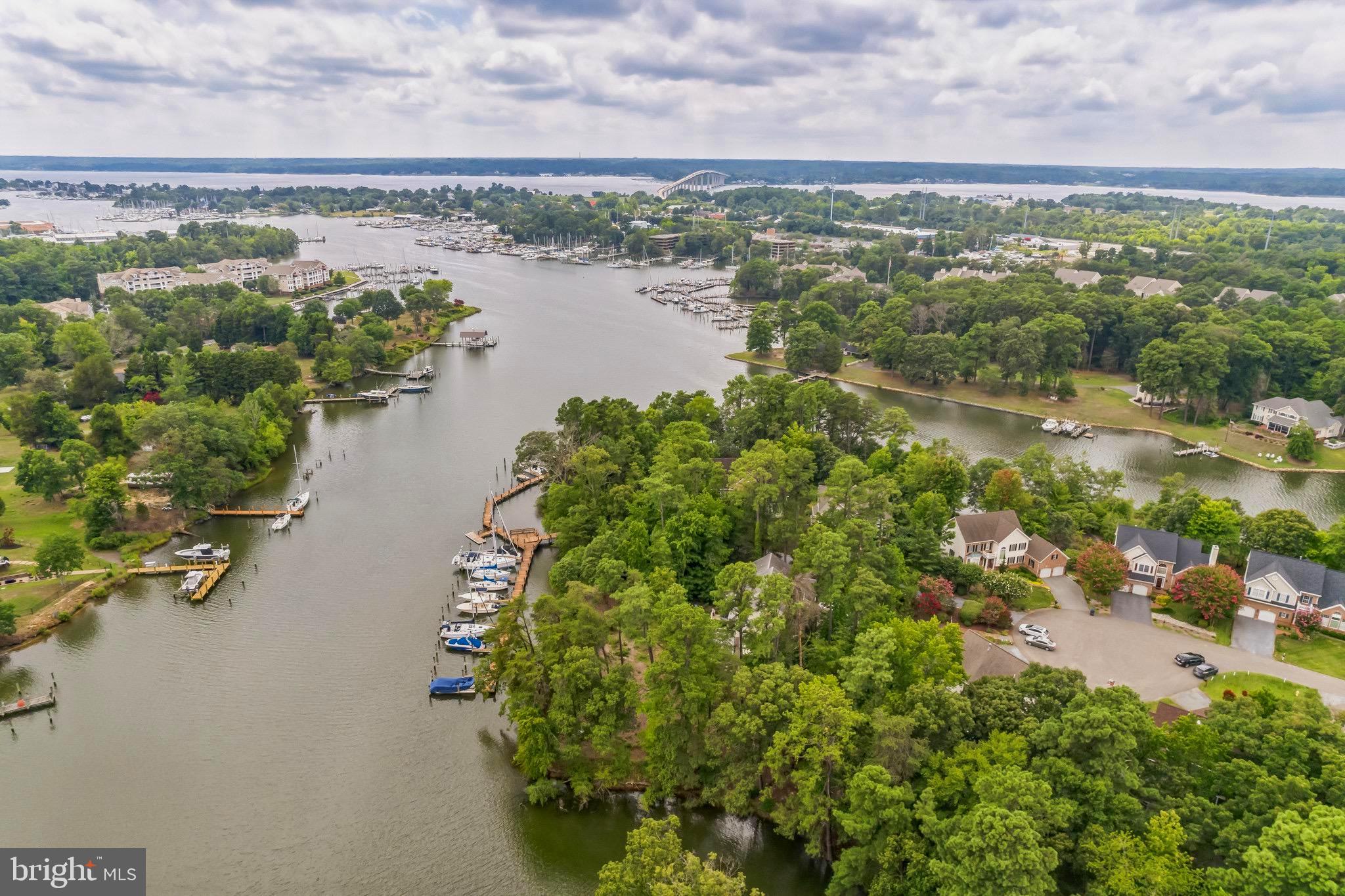 HARBOR POINT - Residential