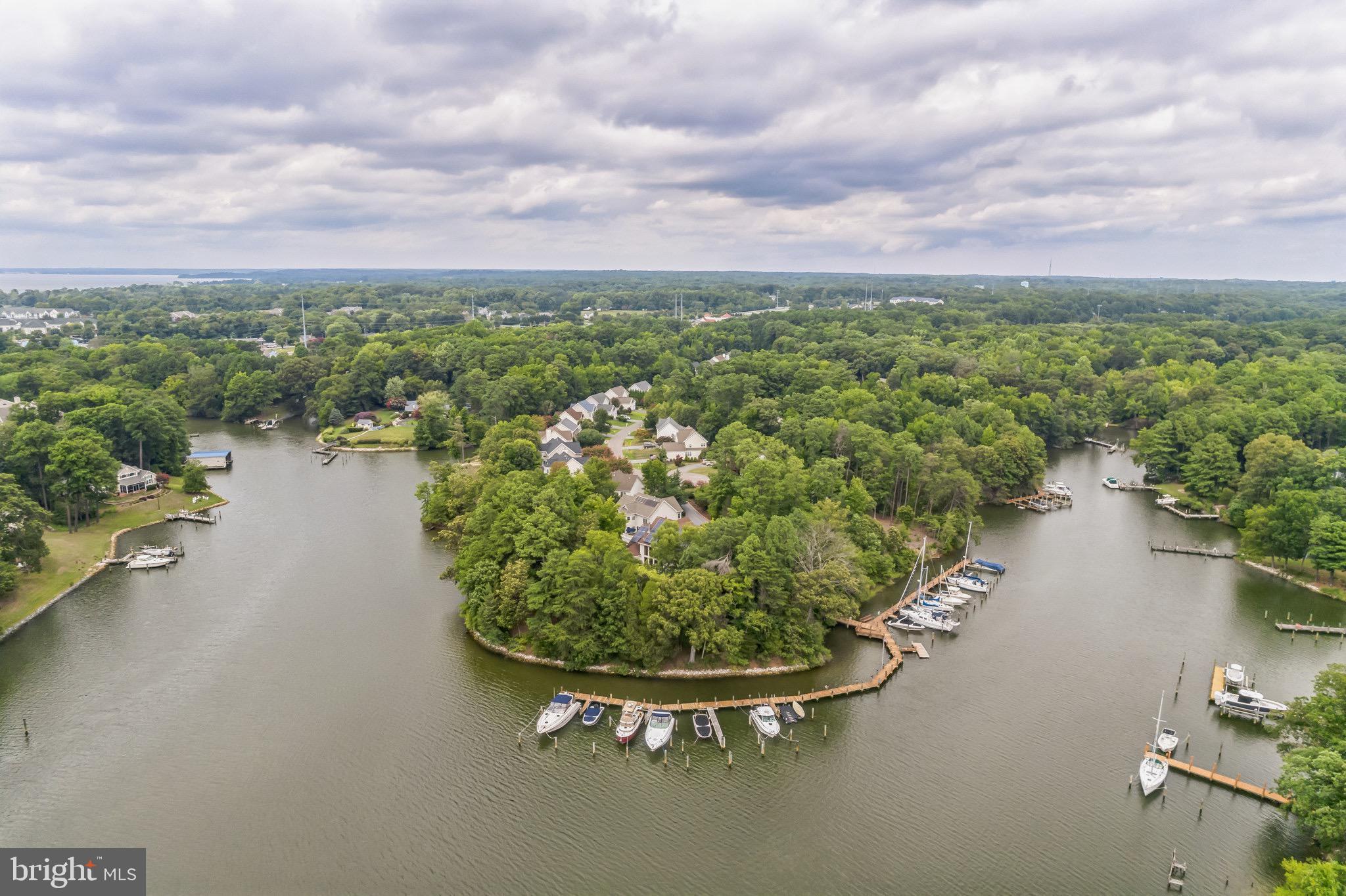 HARBOR POINT - Residential