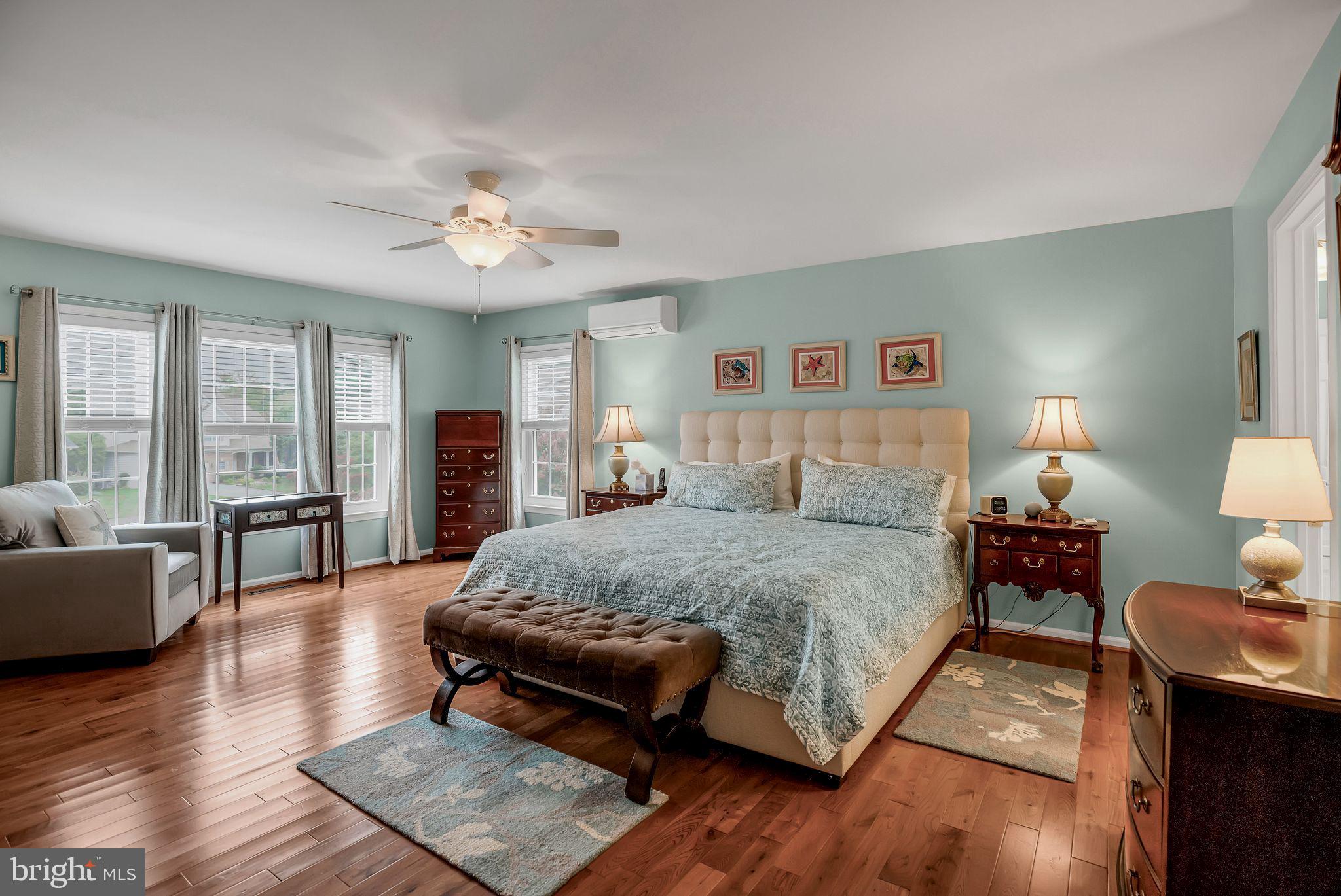 HARBOR POINT - Residential