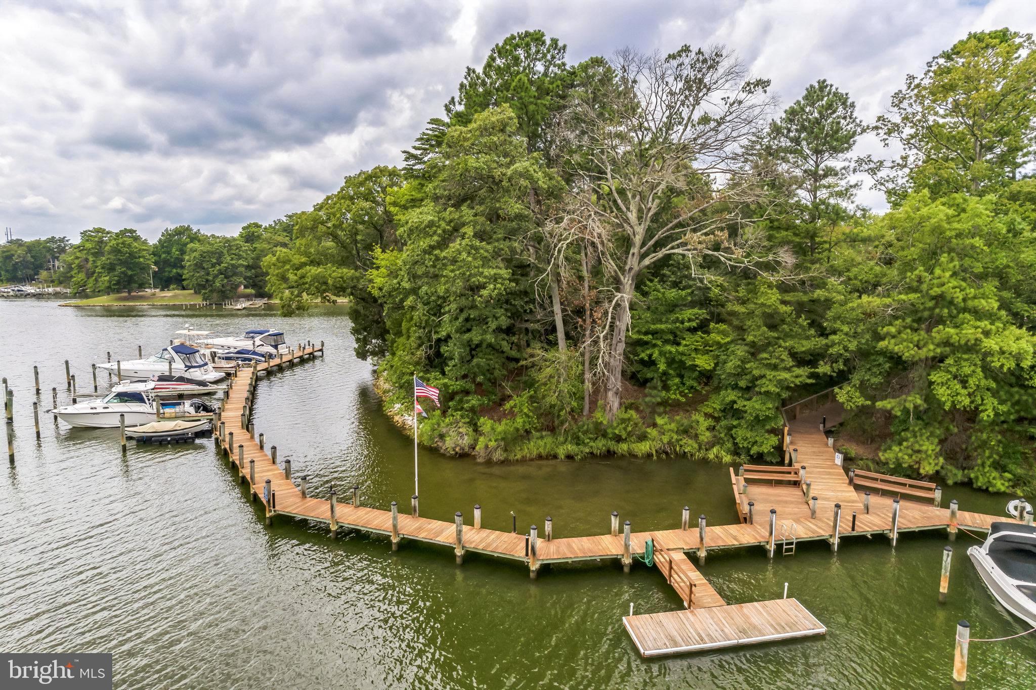 HARBOR POINT - Residential