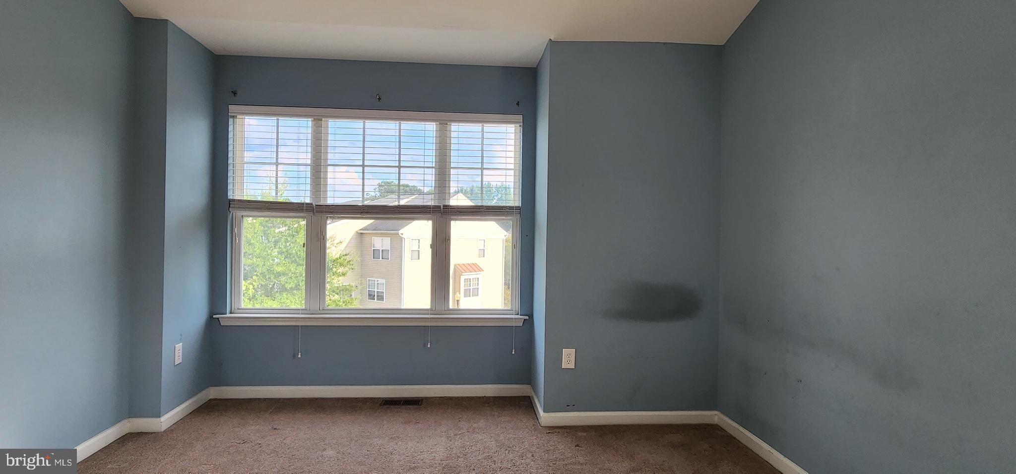 OAK TREE LANDING - Residential