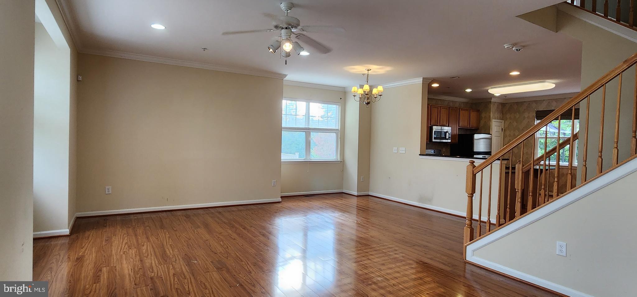 OAK TREE LANDING - Residential