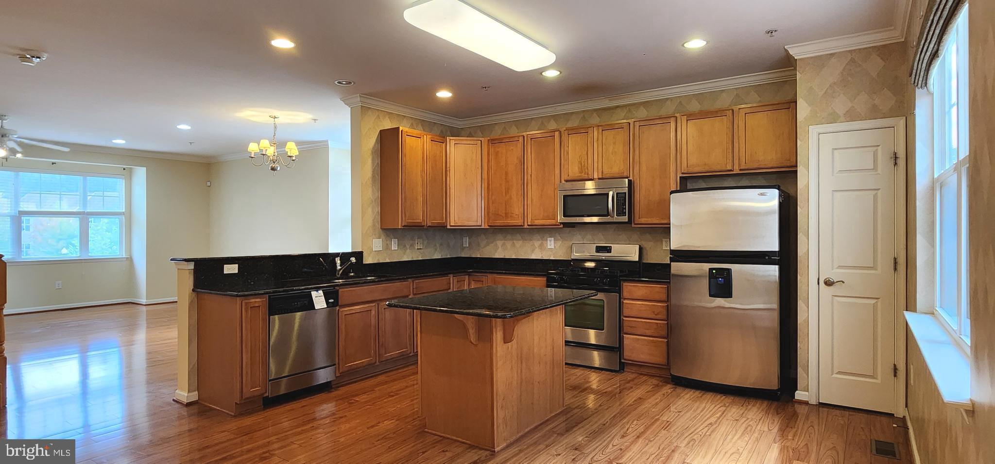 OAK TREE LANDING - Residential