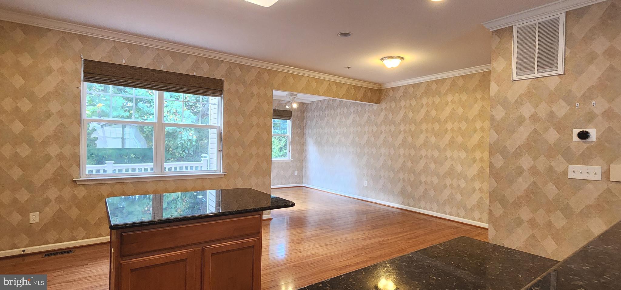 OAK TREE LANDING - Residential