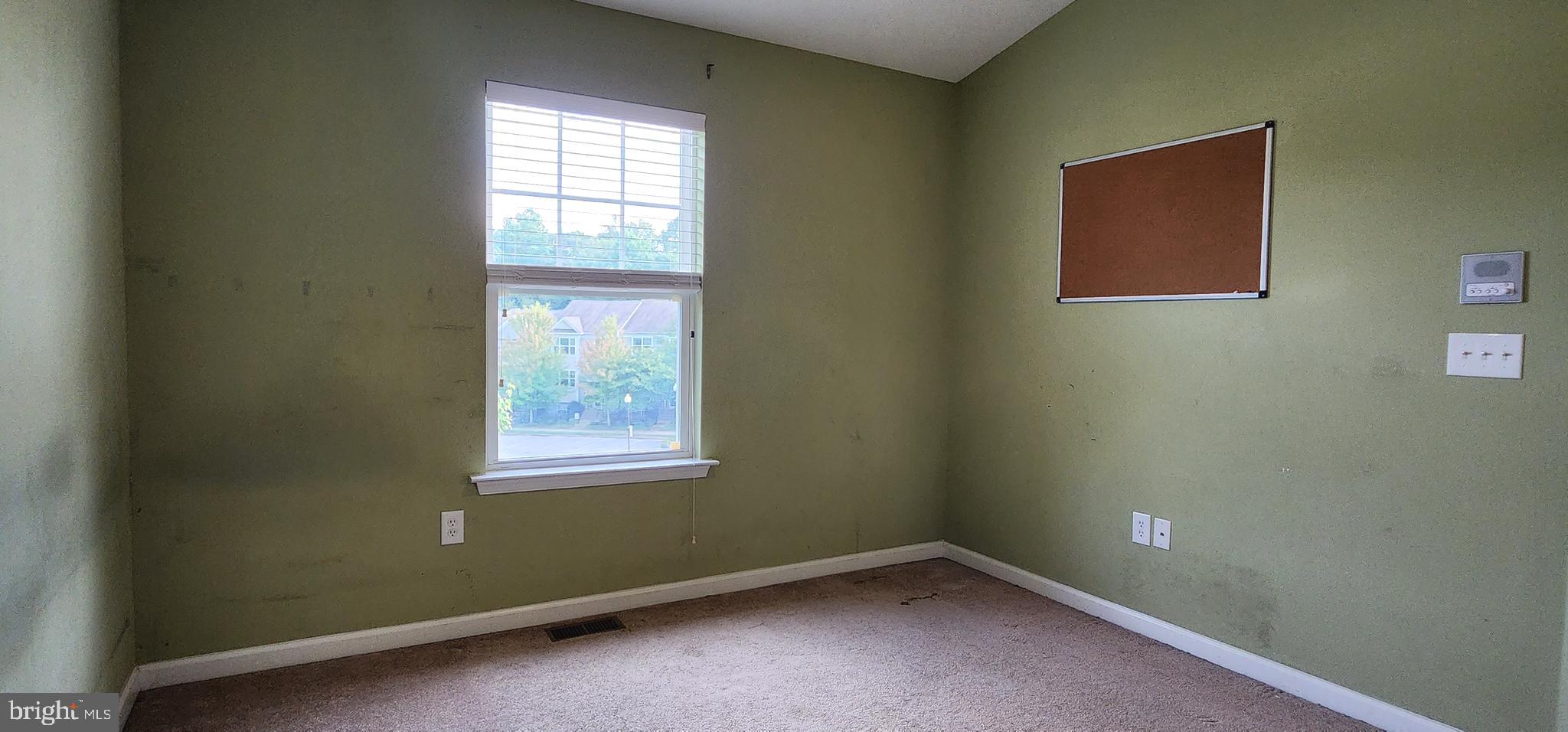 OAK TREE LANDING - Residential