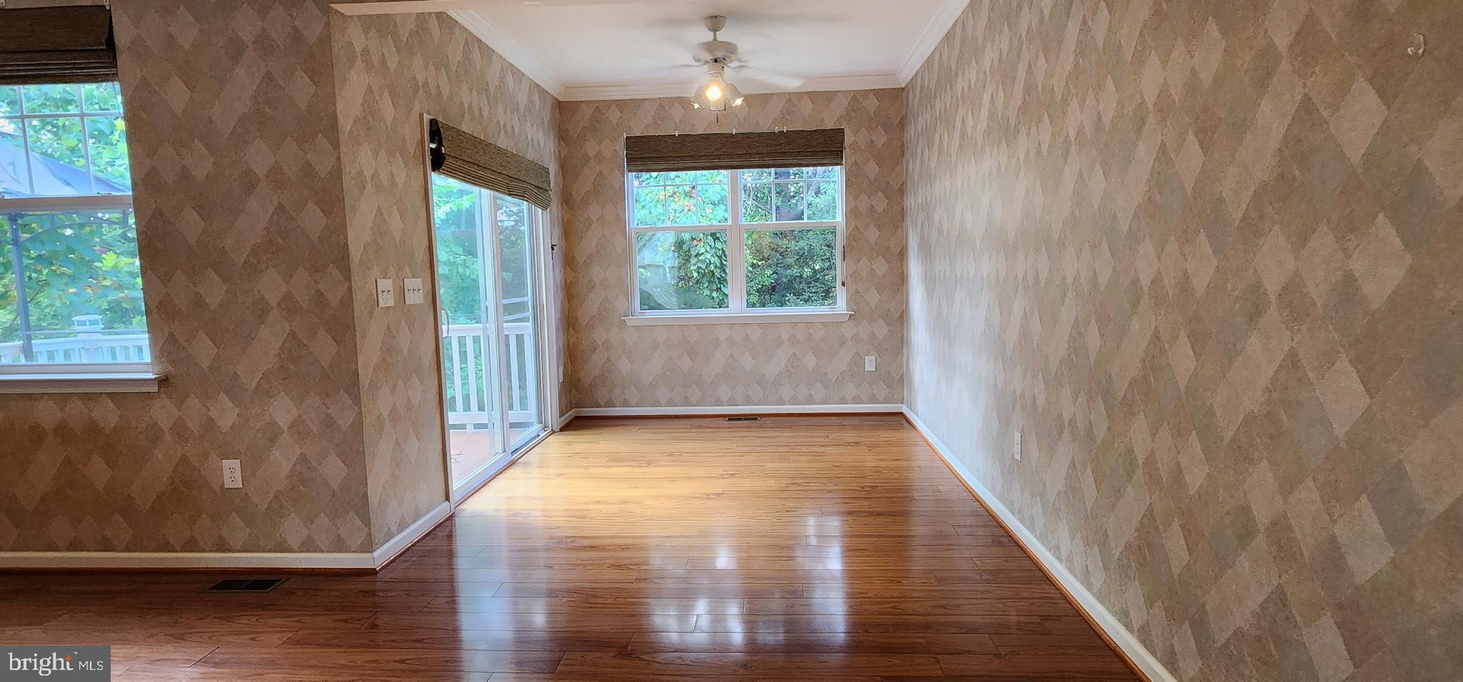 OAK TREE LANDING - Residential