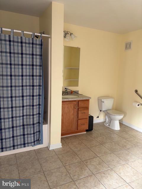 THE HOLLOW AT FOX VA - Residential Lease