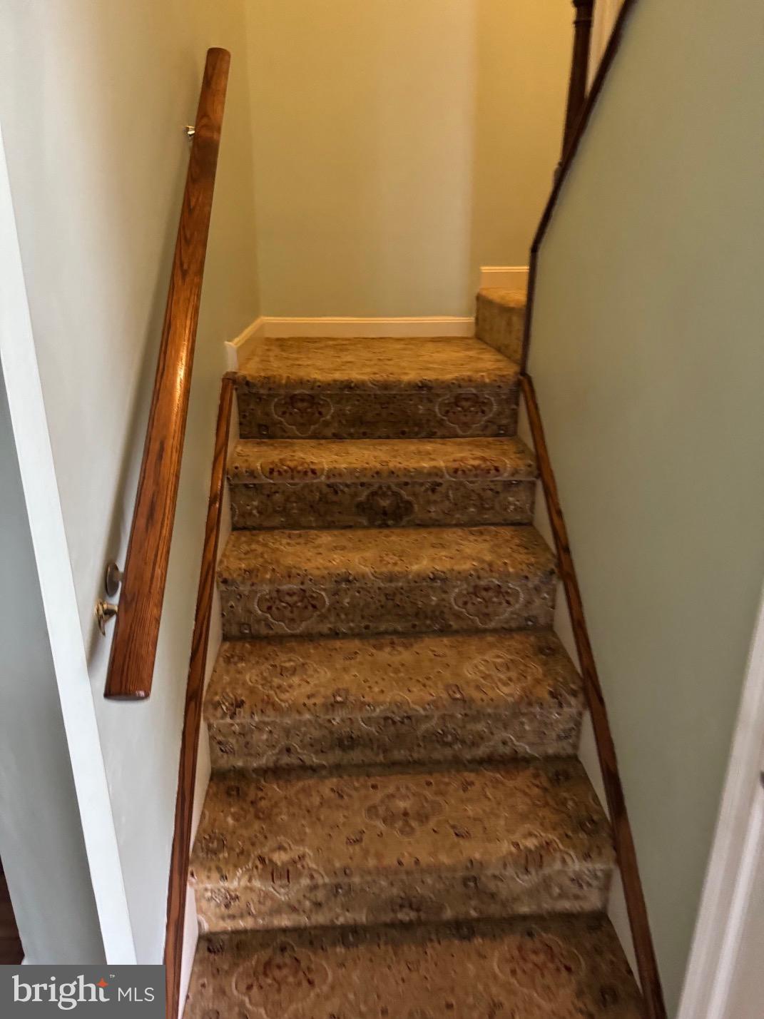 THE HOLLOW AT FOX VA - Residential Lease