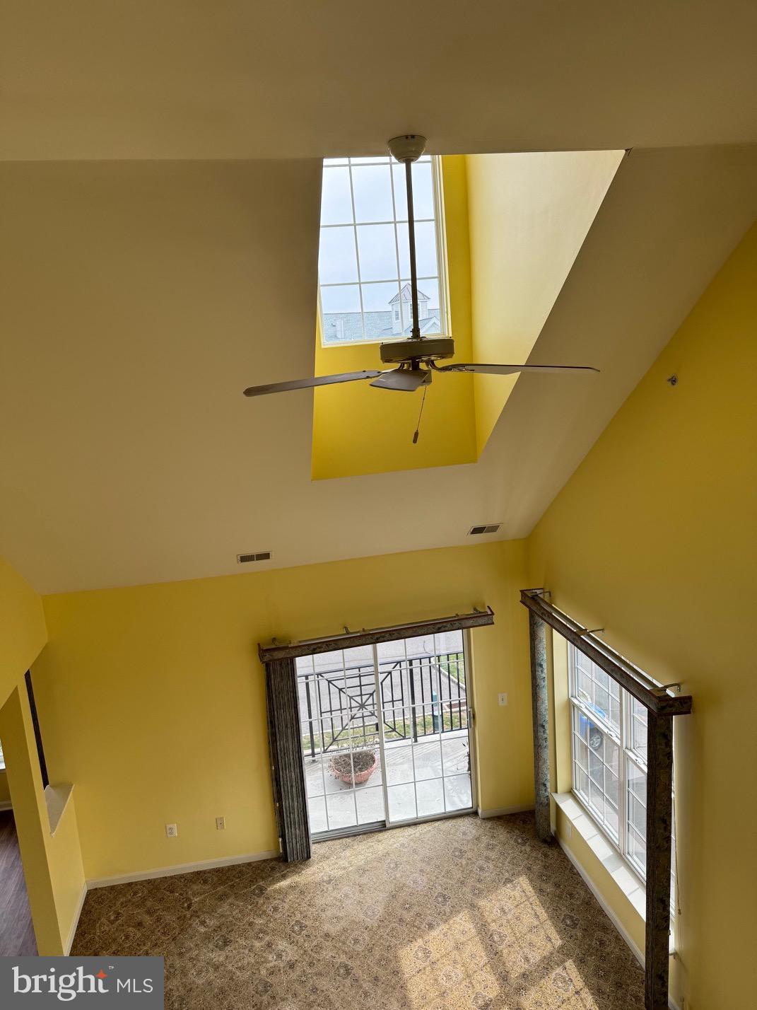 THE HOLLOW AT FOX VA - Residential Lease