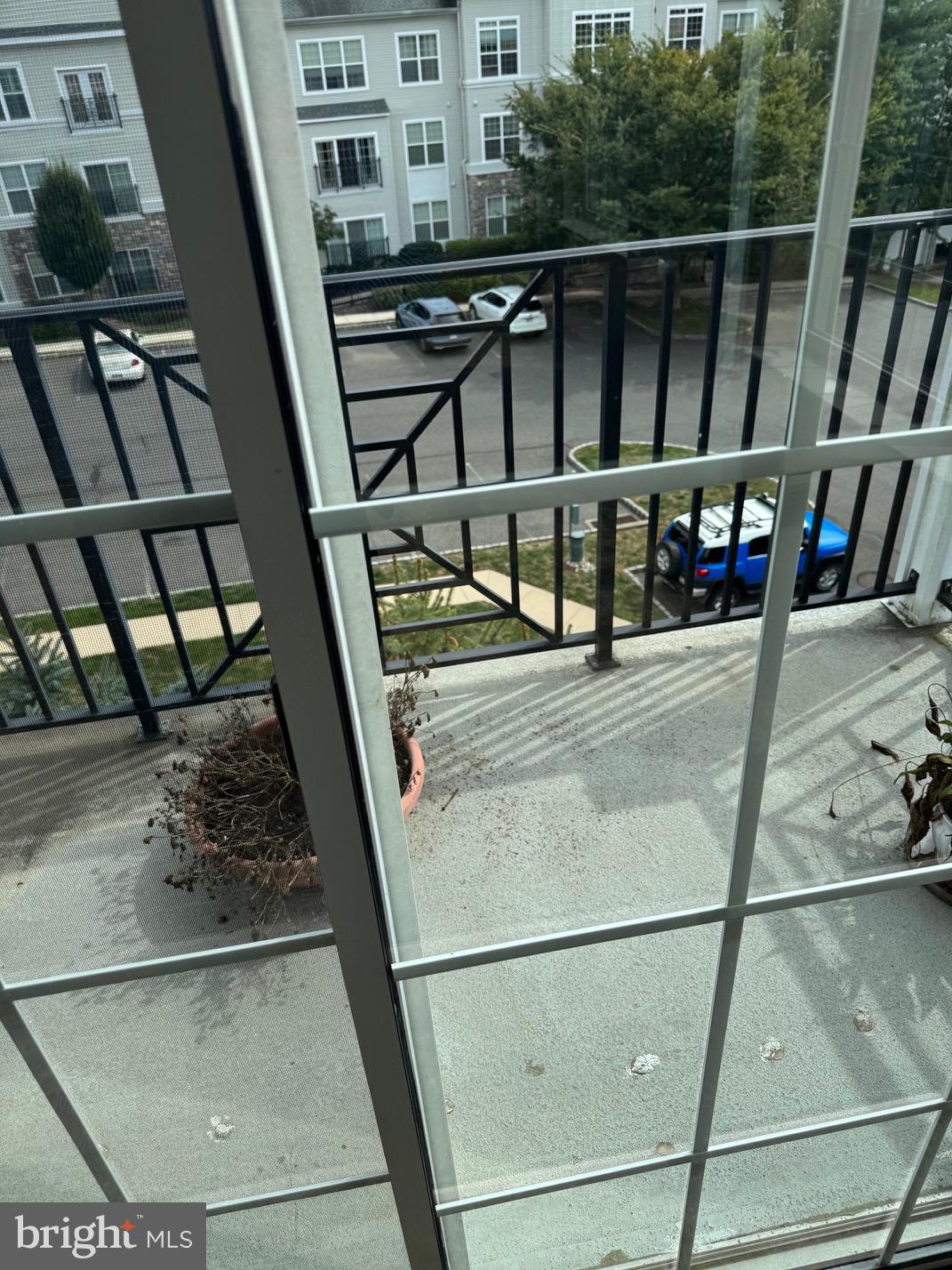 THE HOLLOW AT FOX VA - Residential Lease