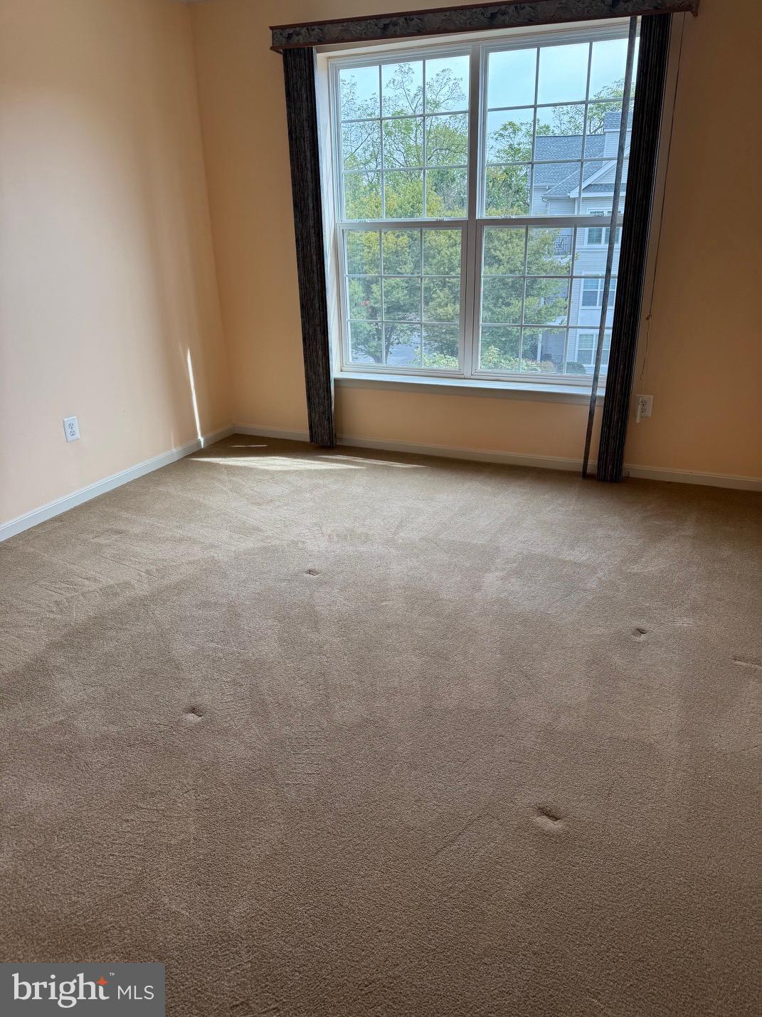 THE HOLLOW AT FOX VA - Residential Lease