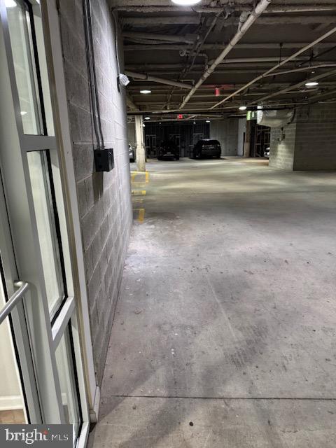 THE HOLLOW AT FOX VA - Residential Lease