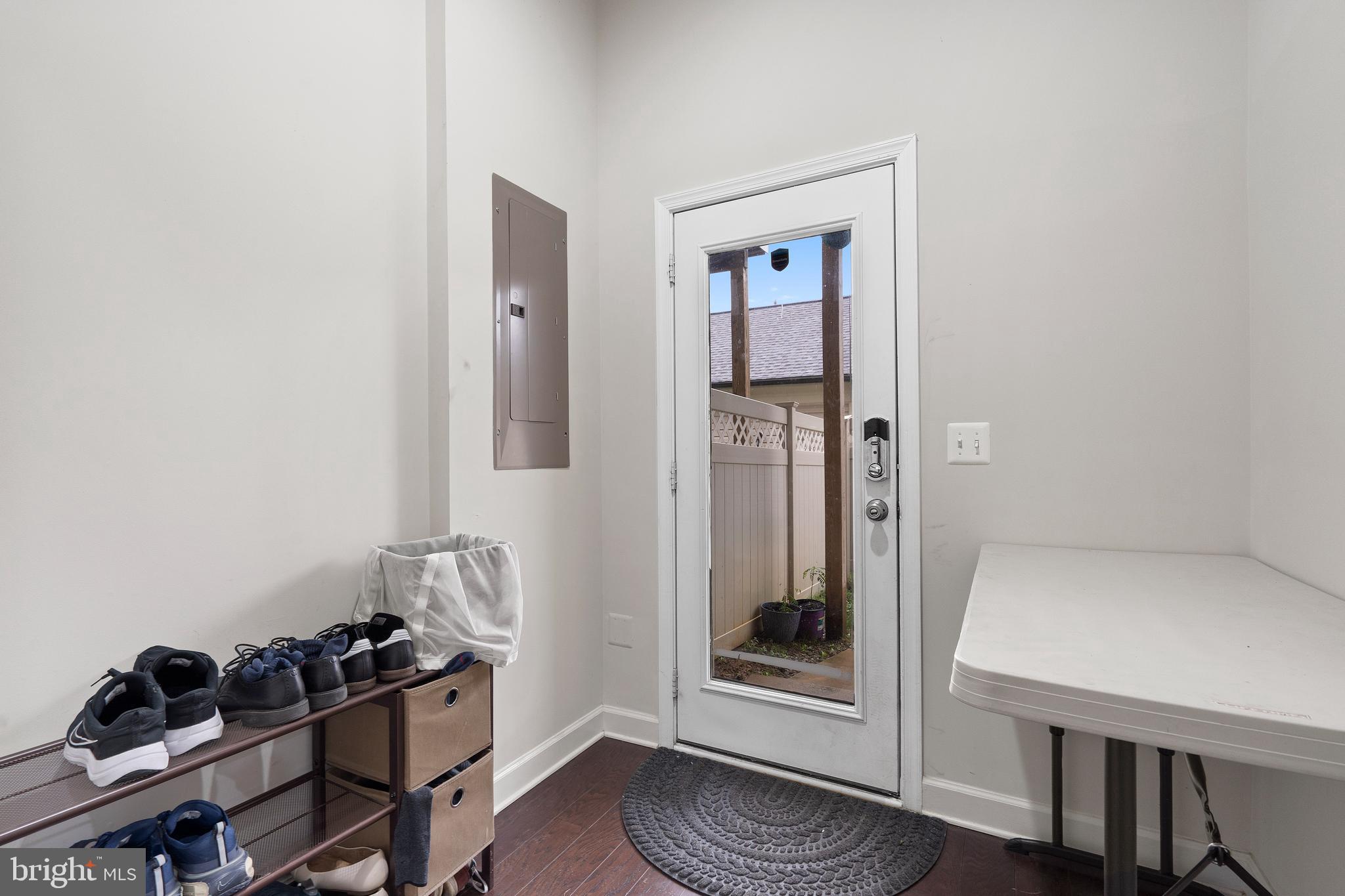 VILLAGES OF URBANA - Residential Lease